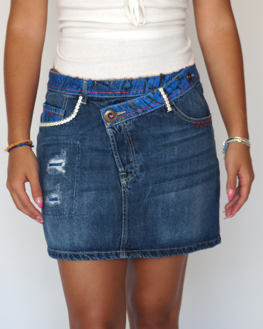 Desigual High‑Waist Denim Mini Skirt with Contrasting Waistband and Decorative Sequin Pockets