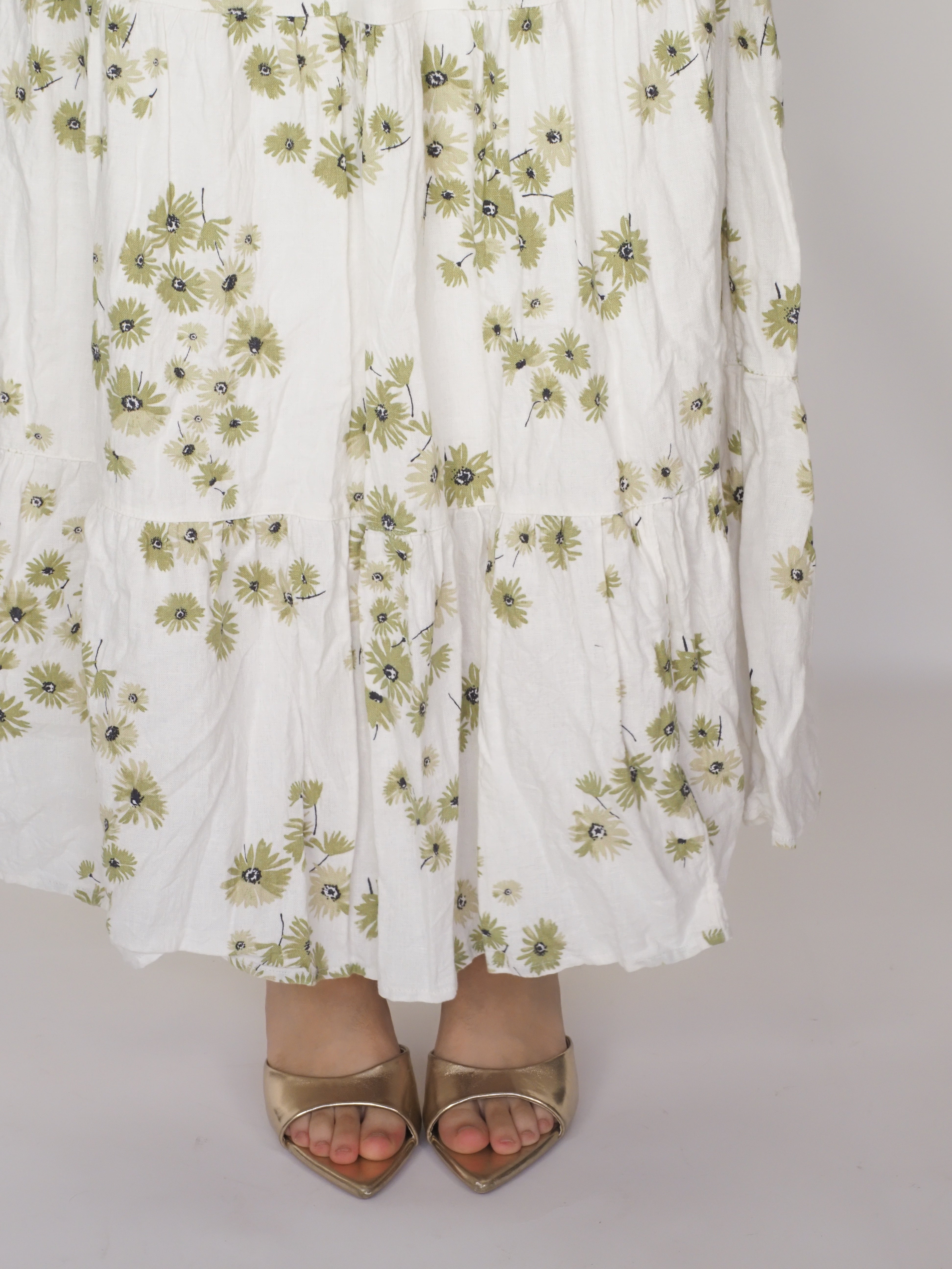 White Daisy Embroidered Maxi Skirt