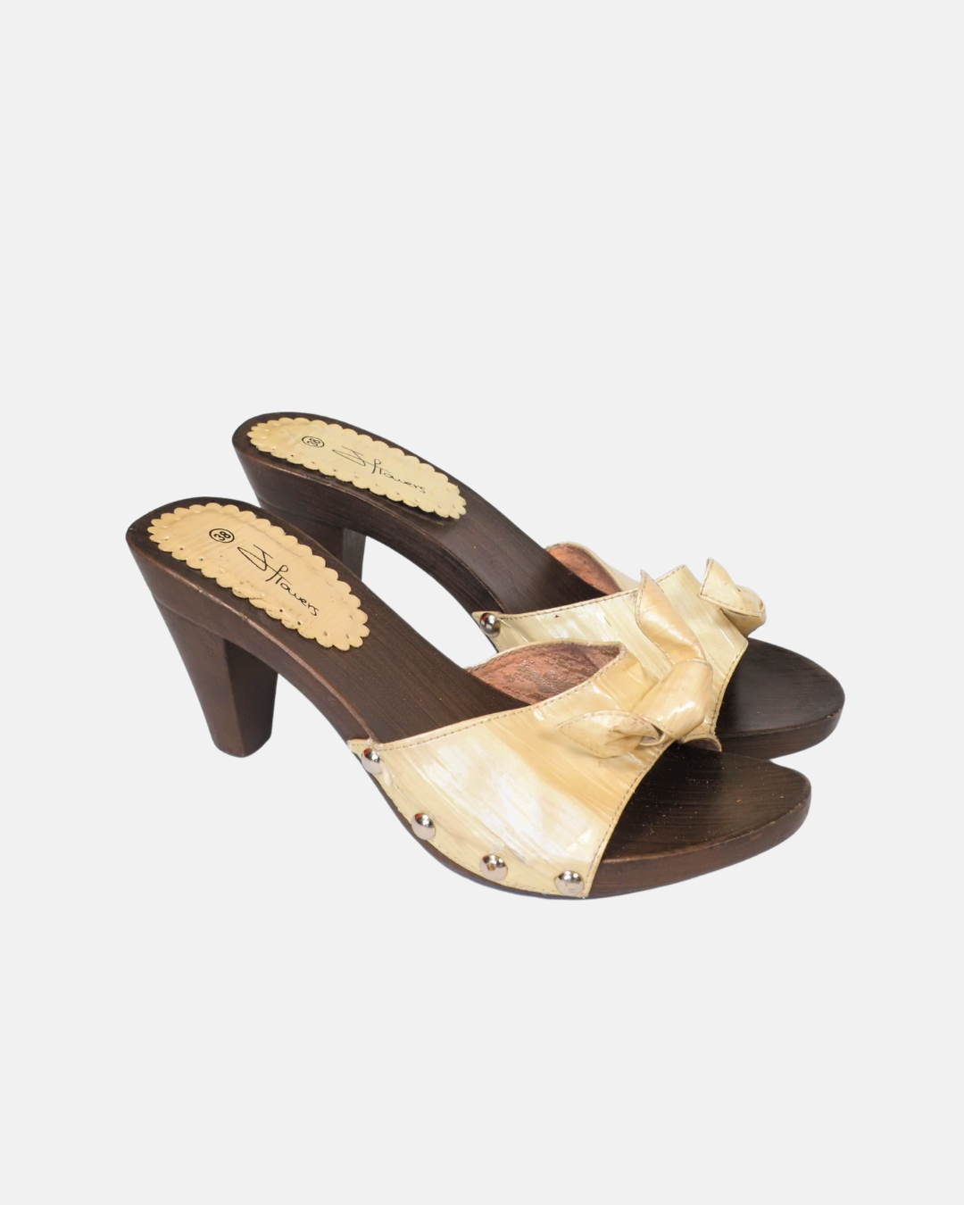 Vintage Cream Bow Mules