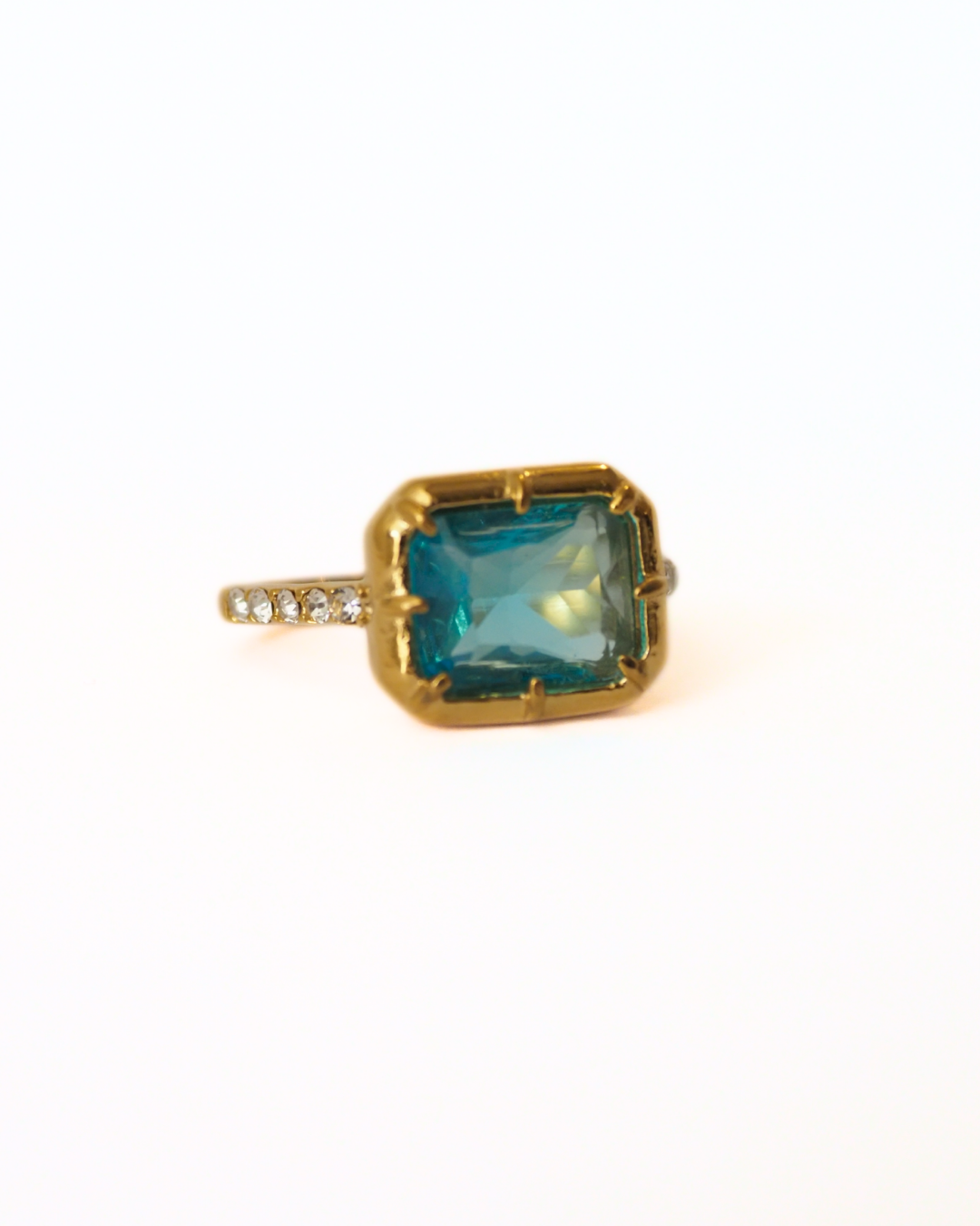The Pearl Mist Ring