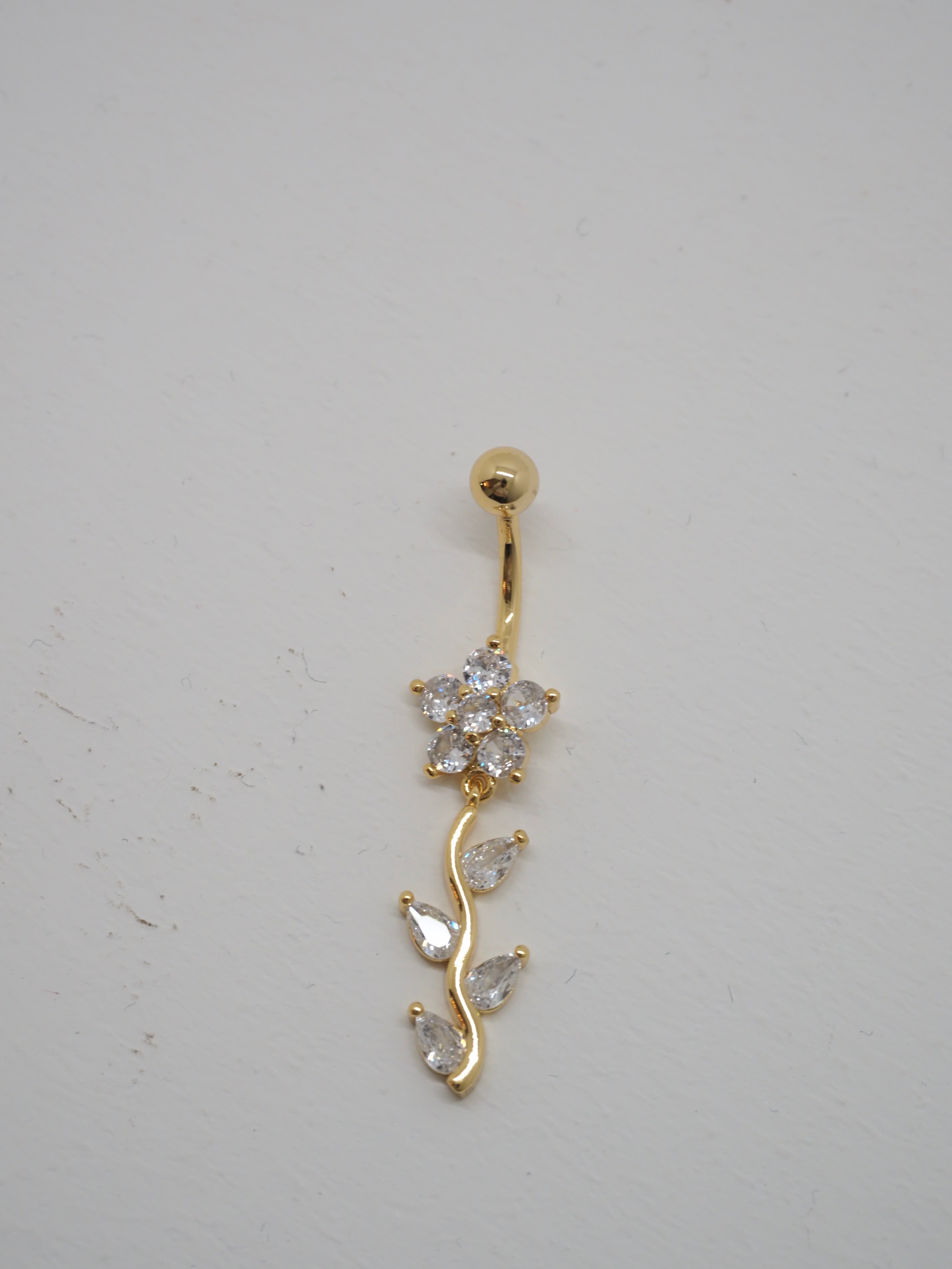 Ylverin Crystal Belly Ring