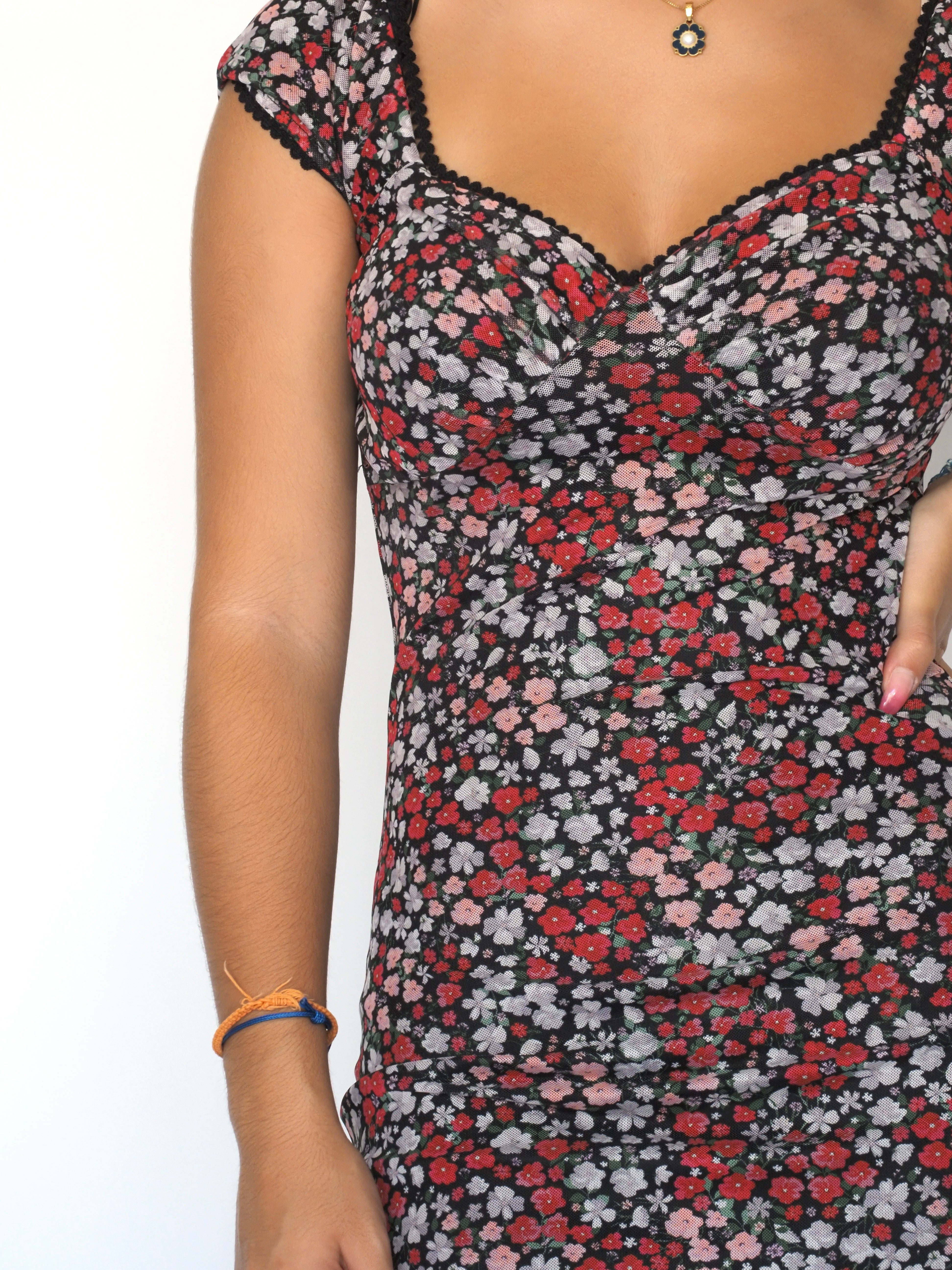 Black & Red Floral Bodycon Mini Dress – Cropp