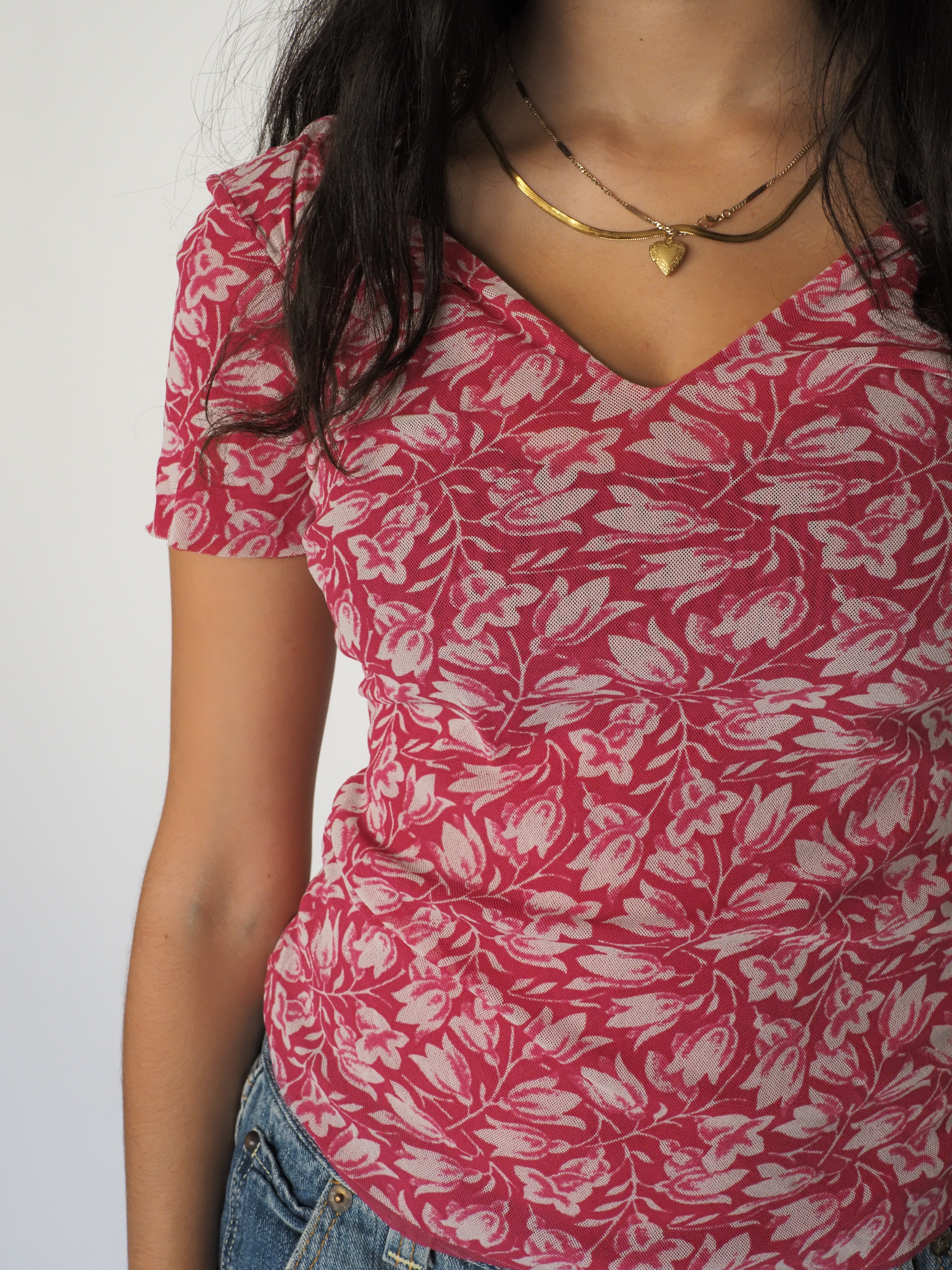 Vintage Fuchsia Mesh Floral V-Neck Top – Marella