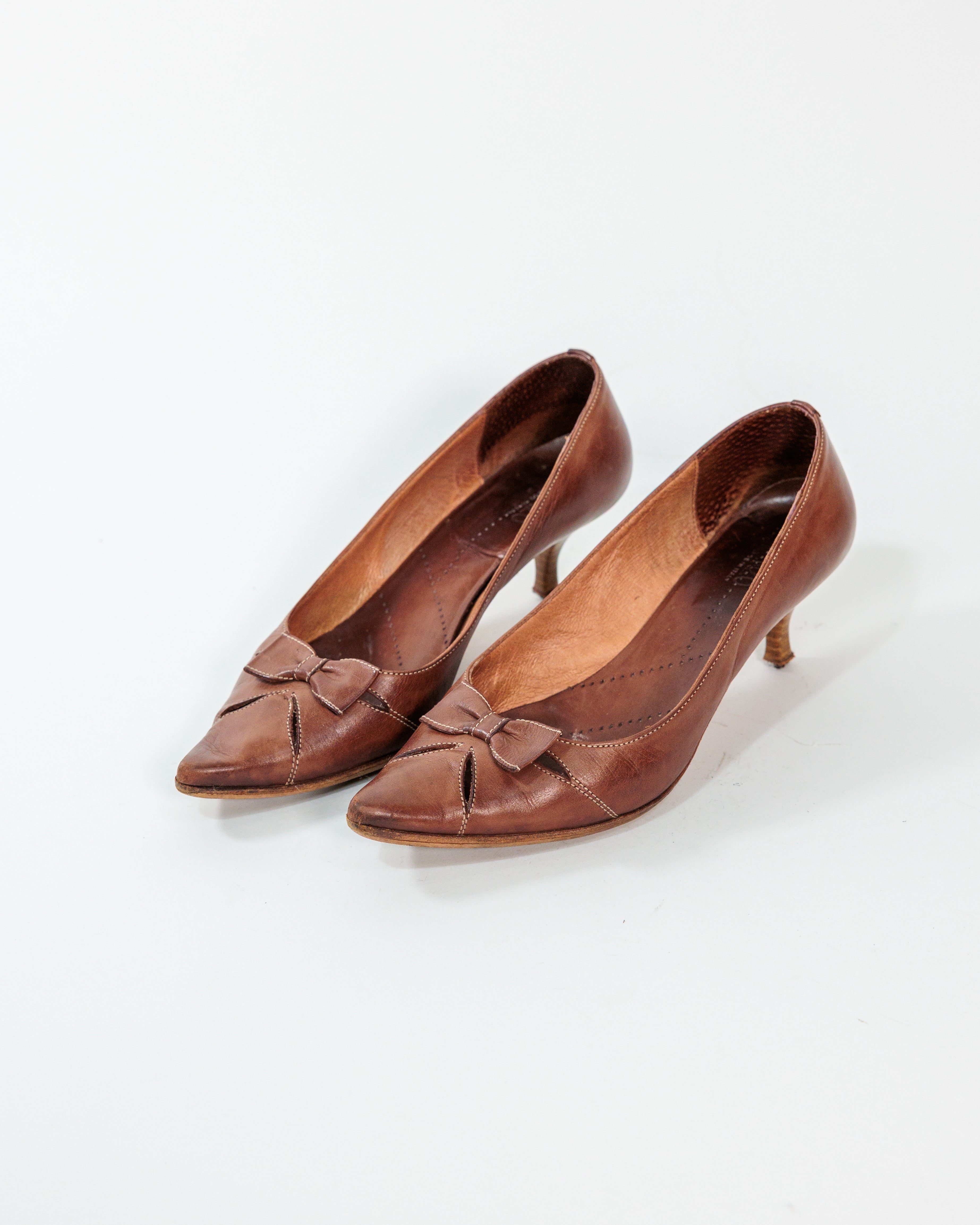 Brown Leather Bow Kitten Heel Pumps - Enzo Enzo