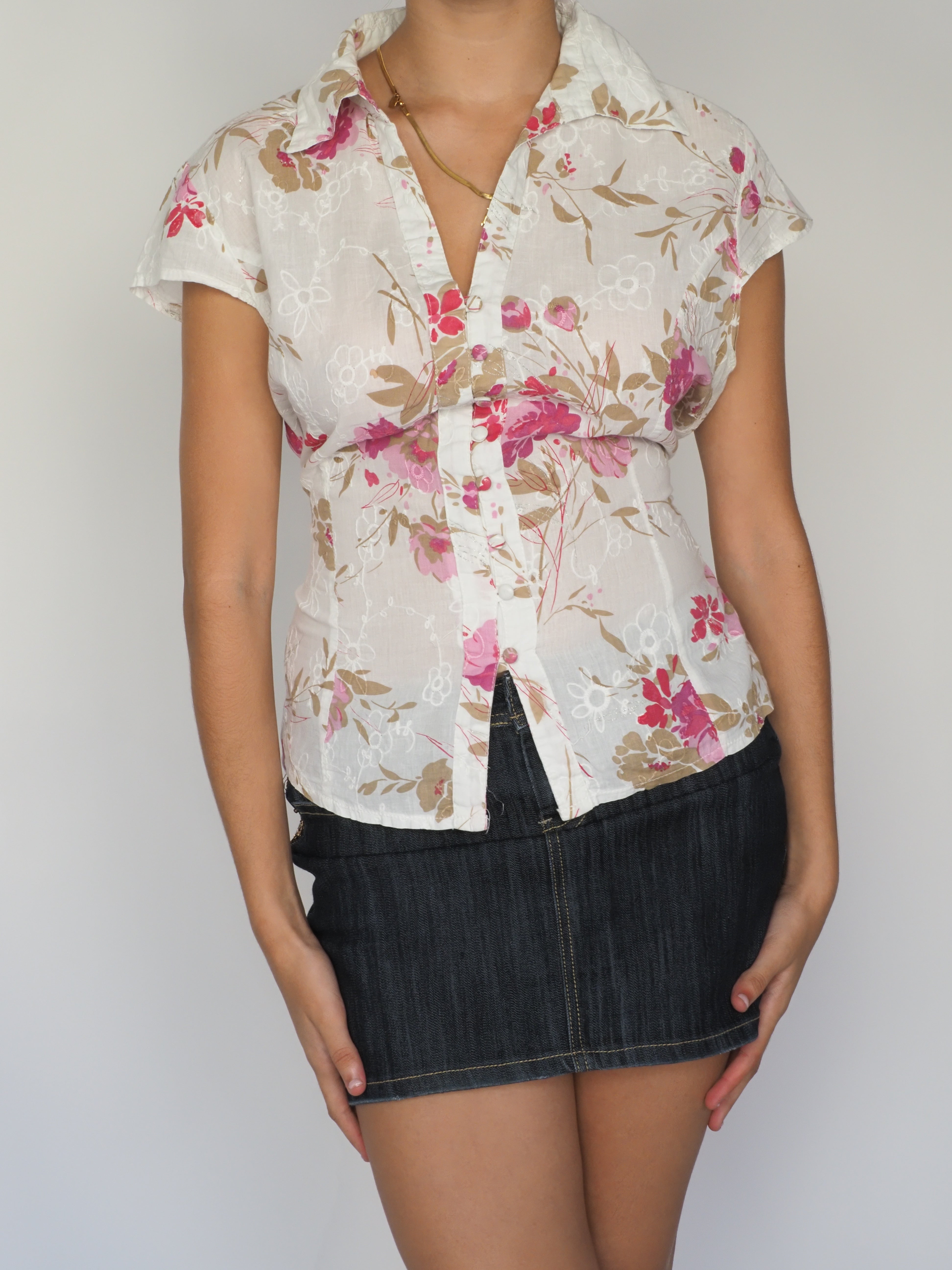 Zoteno Sheer Floral Button-Up Blouse – White with Pink & Beige Flowers