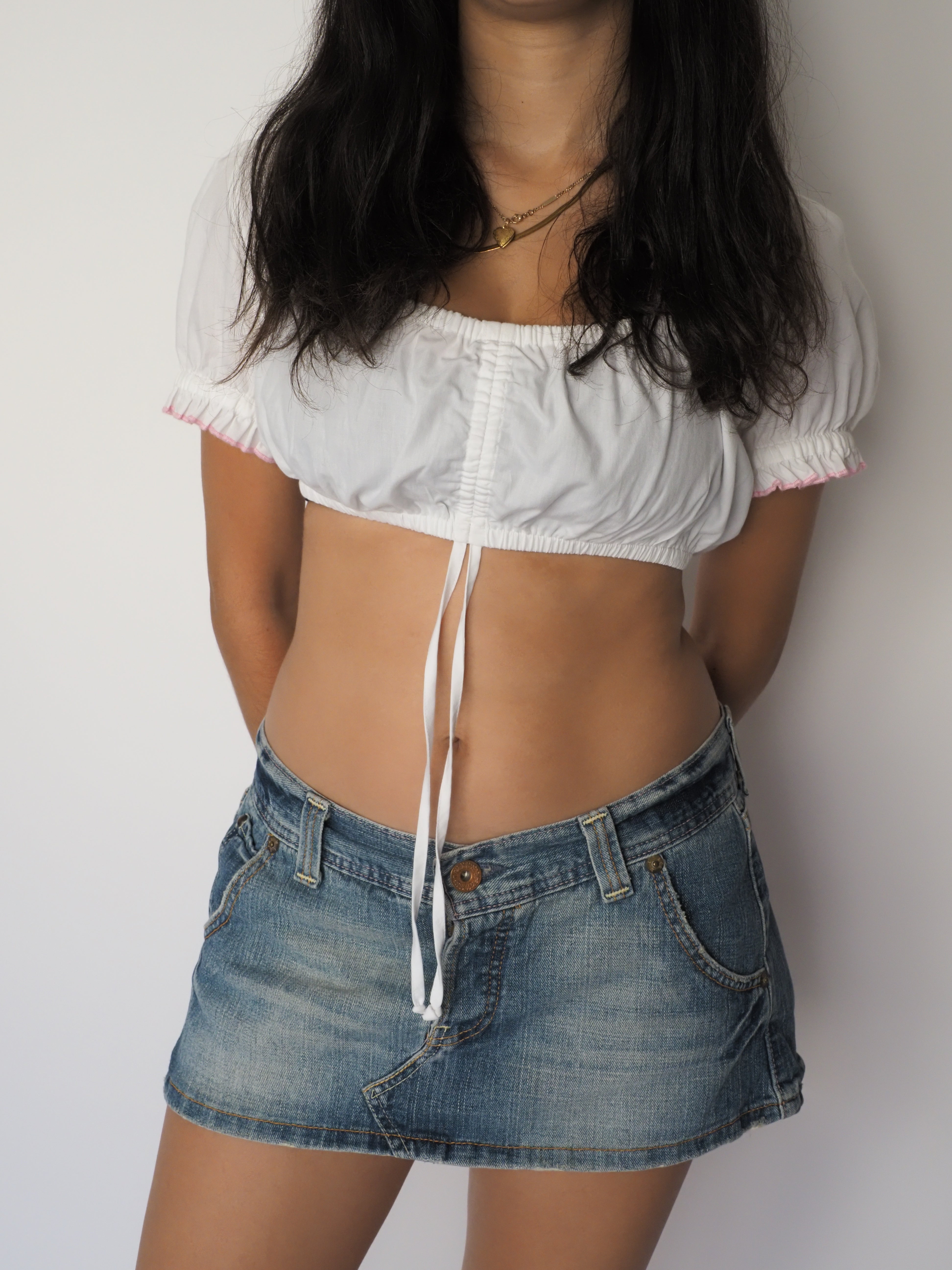 Vintage White Peasant Micro Crop Top with Ruched Tie Front – Waldschütz