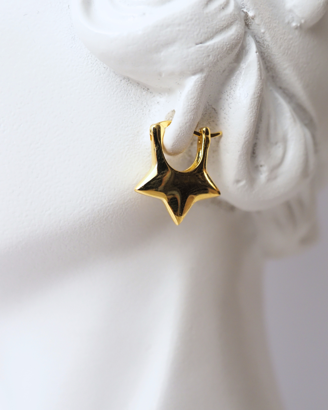 The Starstruck Earring in Gold