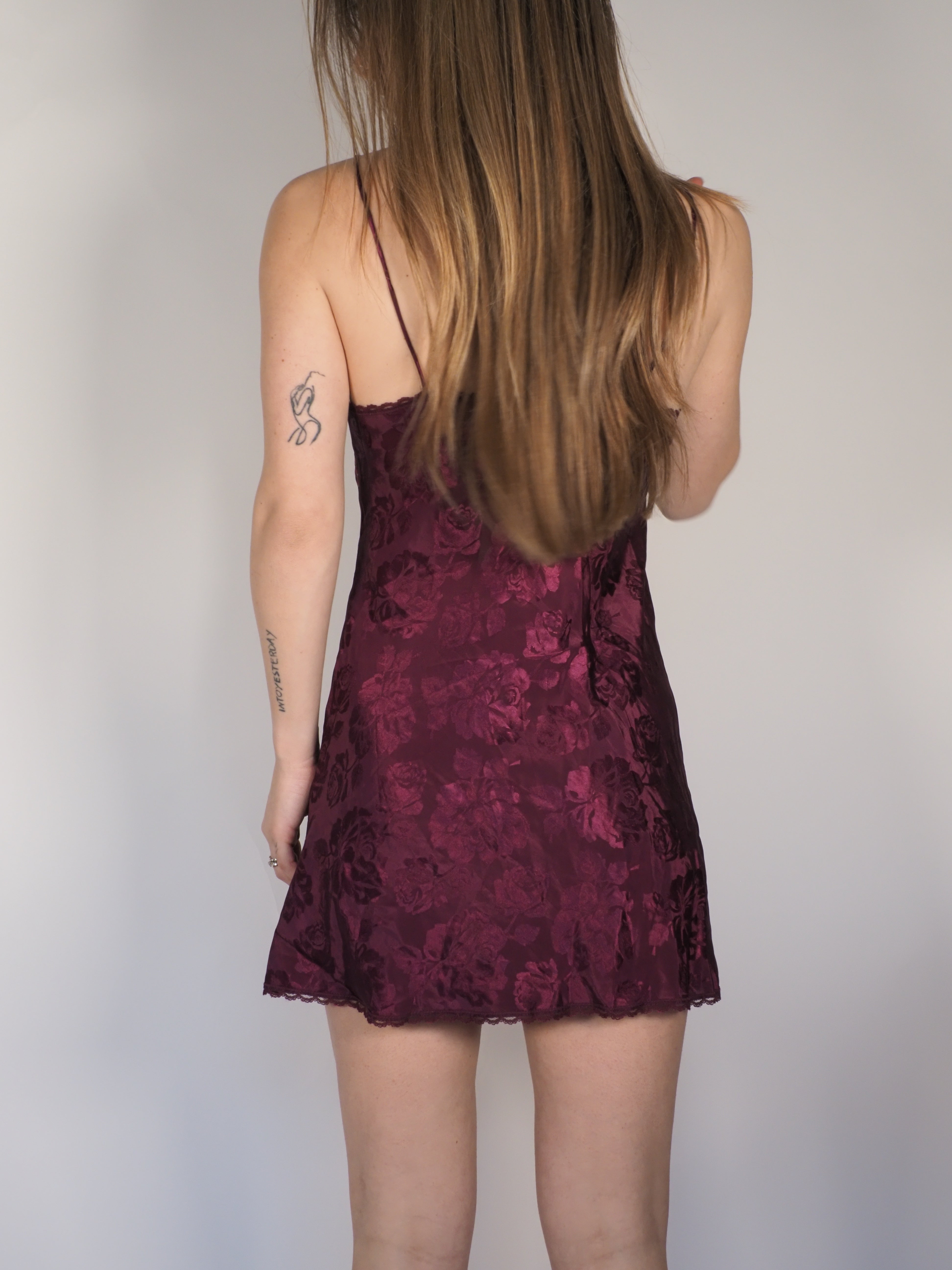 Burgundy Floral Slip Dress with Lace Detail – Val Mode