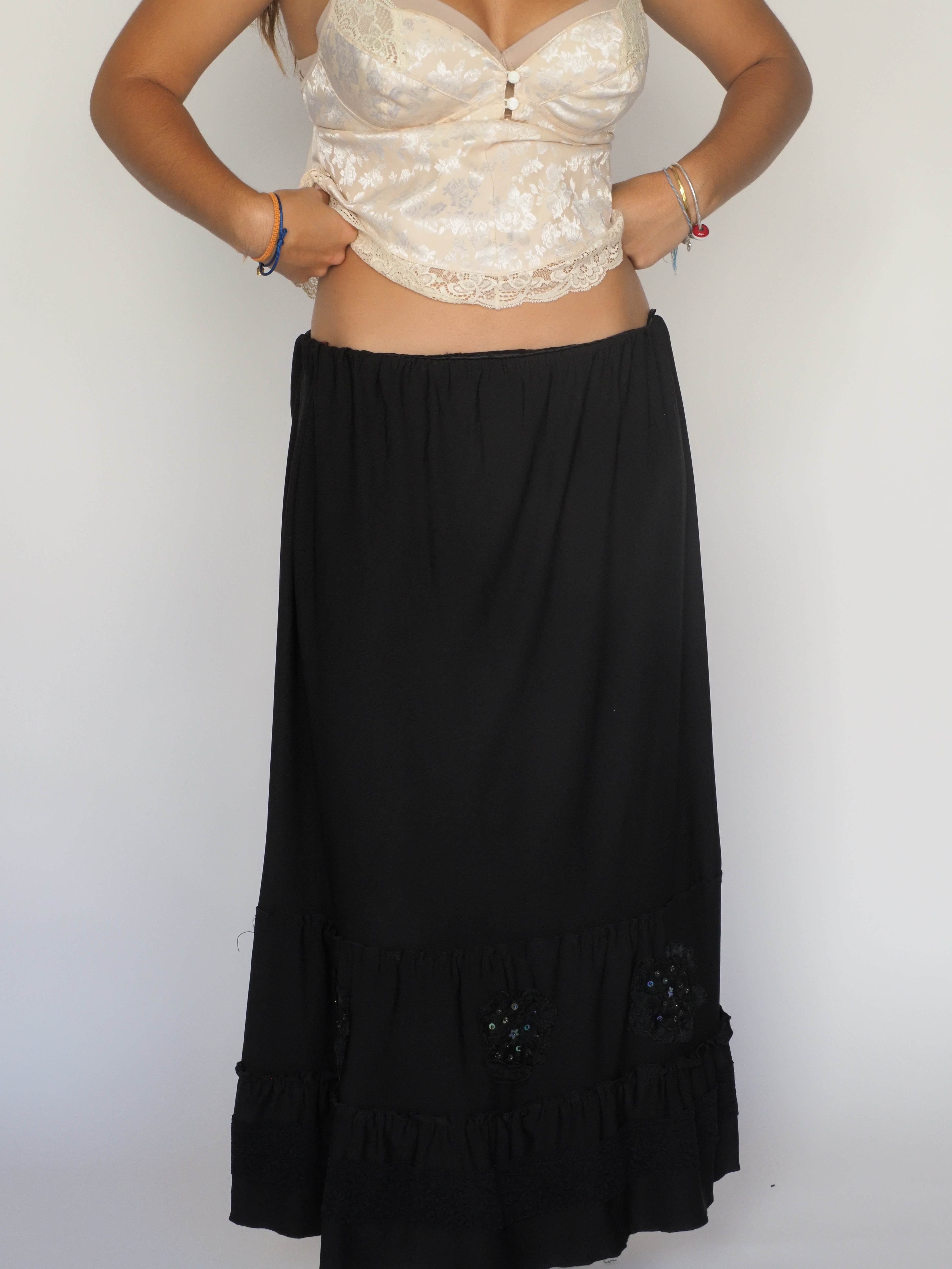 Black Ruffle Hem Maxi Skirt with Sequin Appliqué – Il Fione dell’Europa