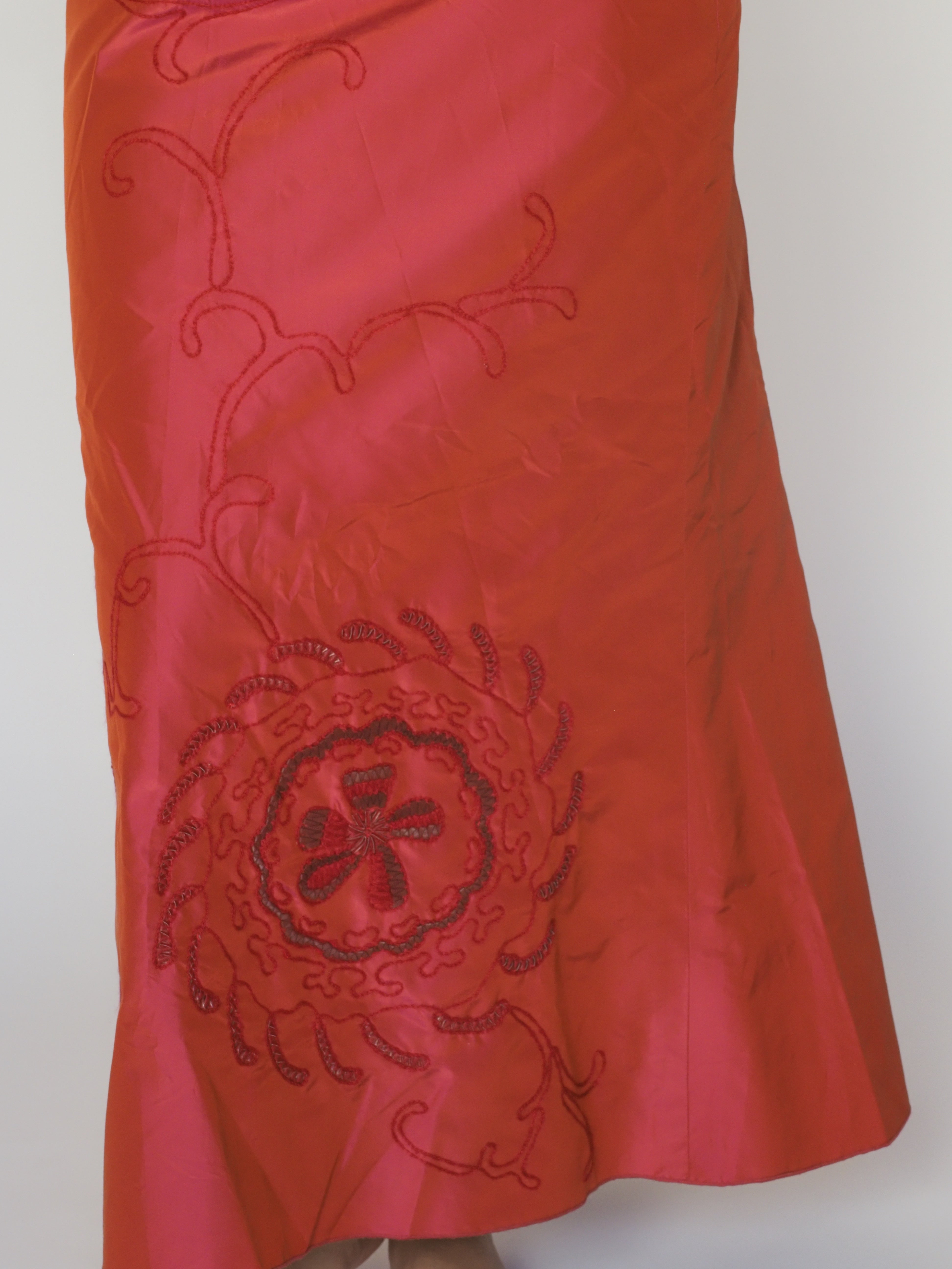 Red Embroidered Satin Maxi Skirt – 1981 Marly’s