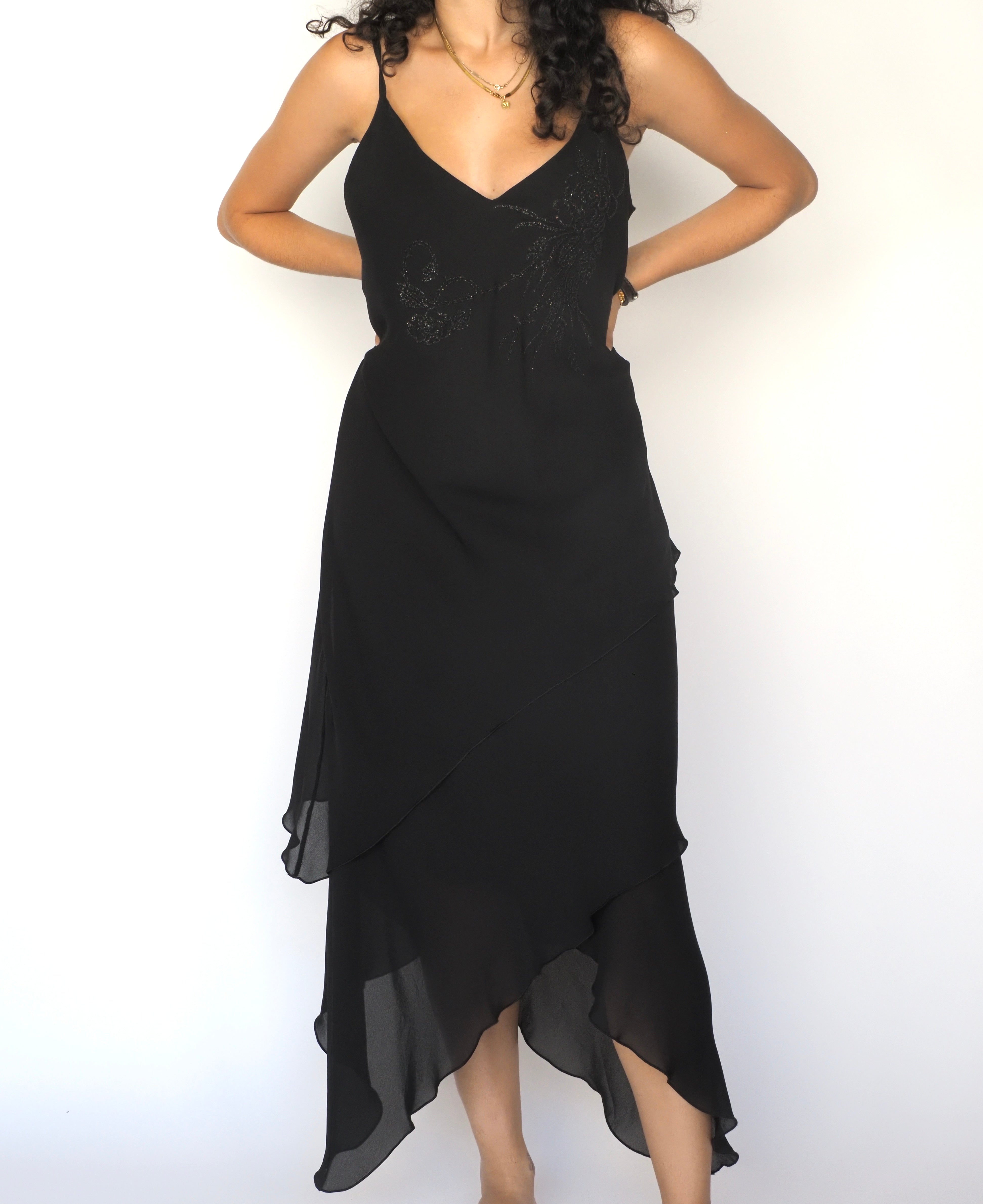Monochrome Floral Ruffle-Hem Midi Dress – Sahari