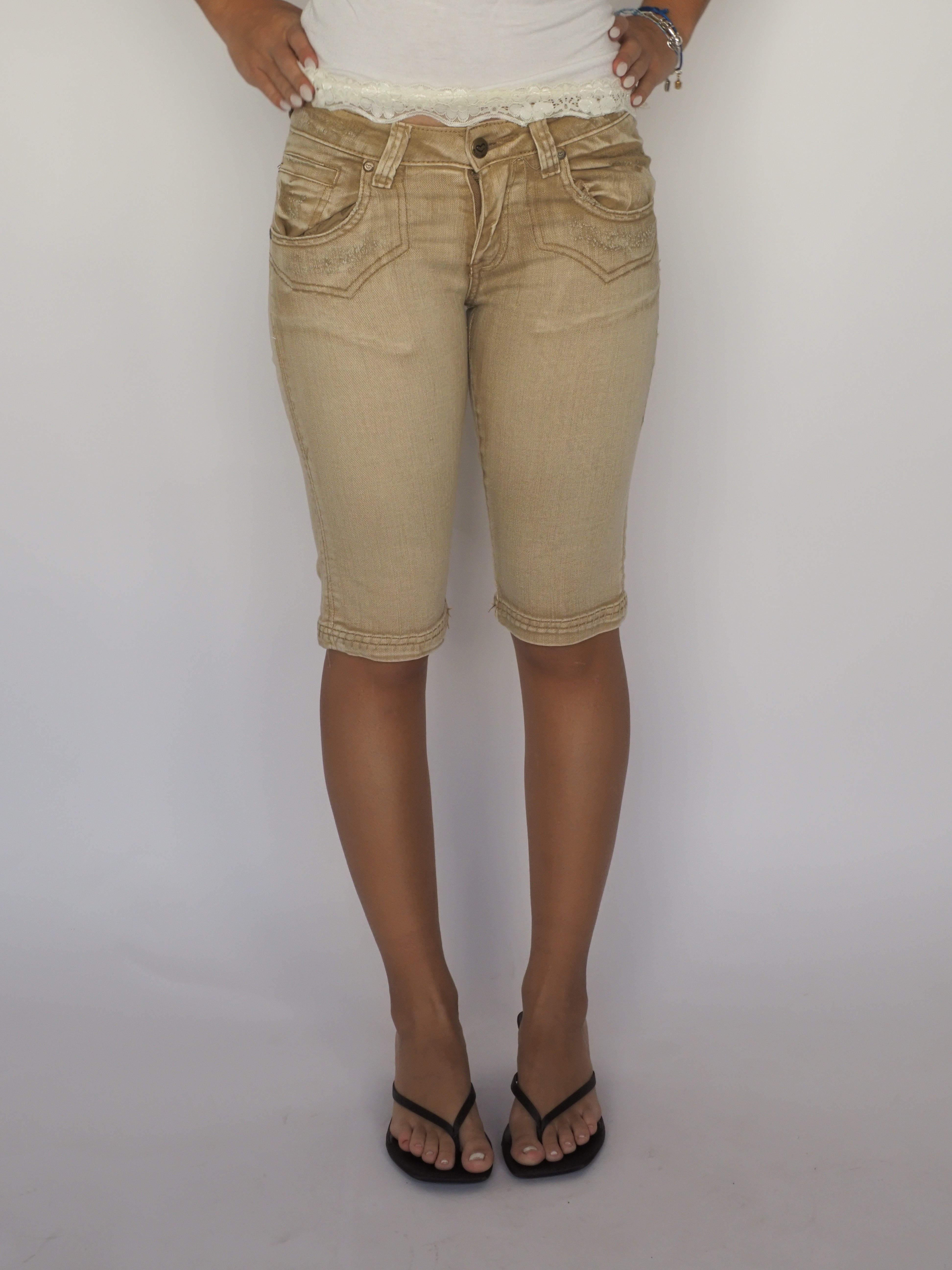 Beige Denim Knee-Length Shorts – Made for Loving