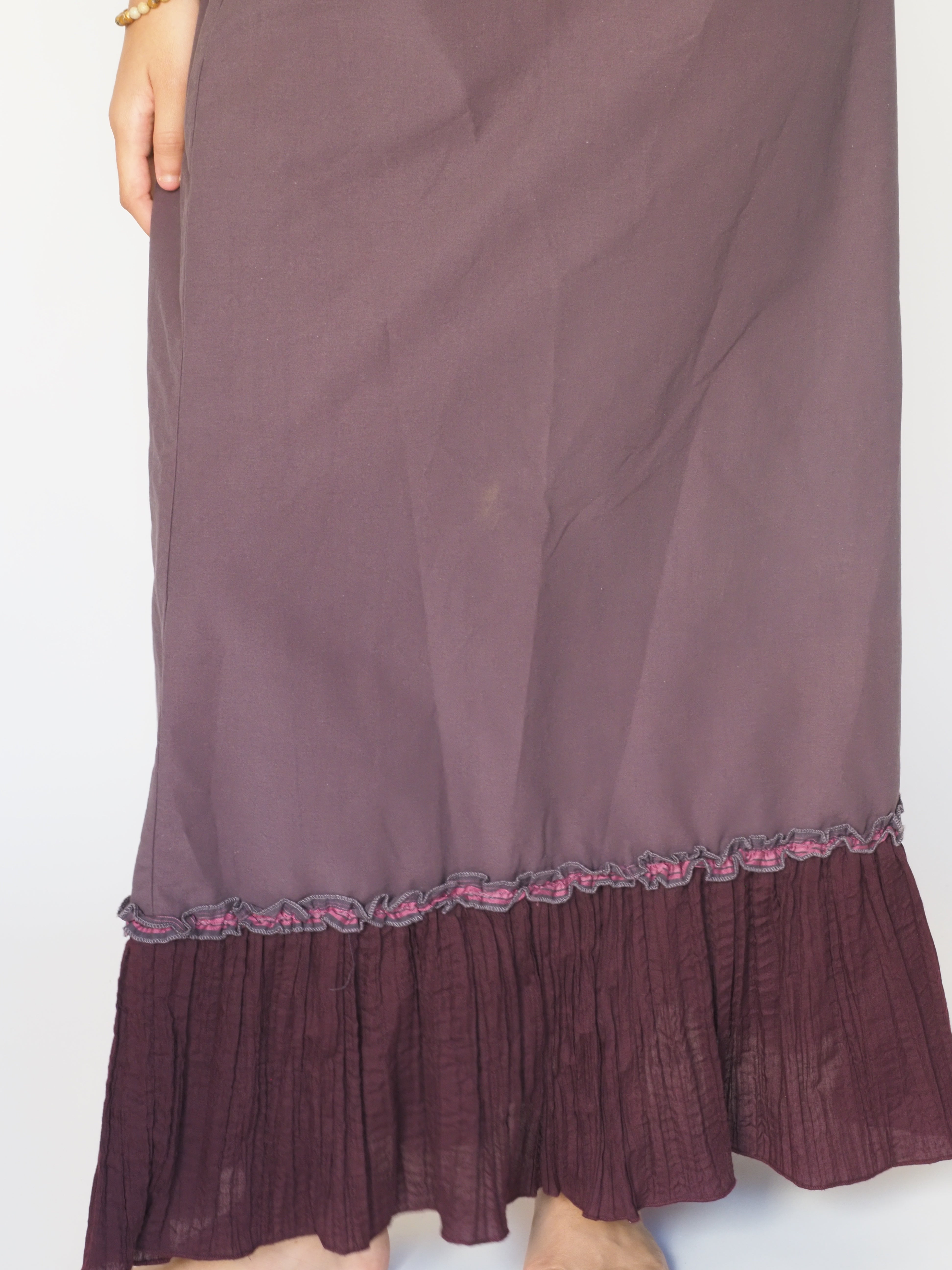 Black Ruffle Hem Maxi Skirt with Sequin Appliqué – Il Fione dell’Europa