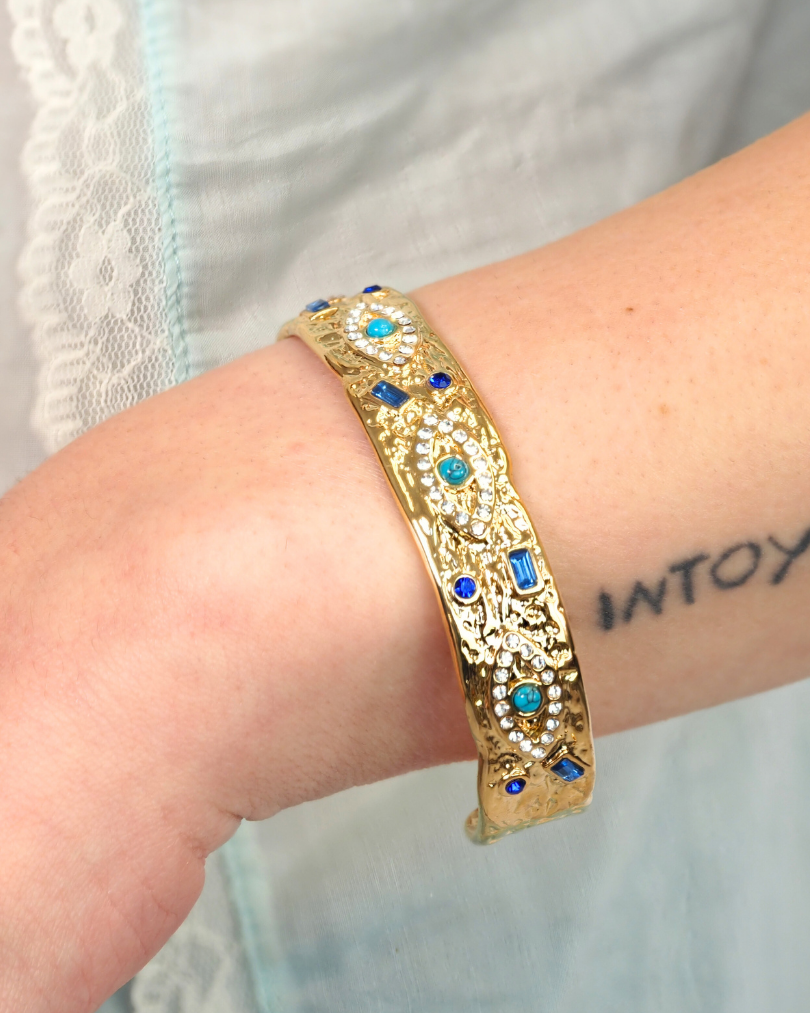 The Coralie Bangle Bracelet in Gold