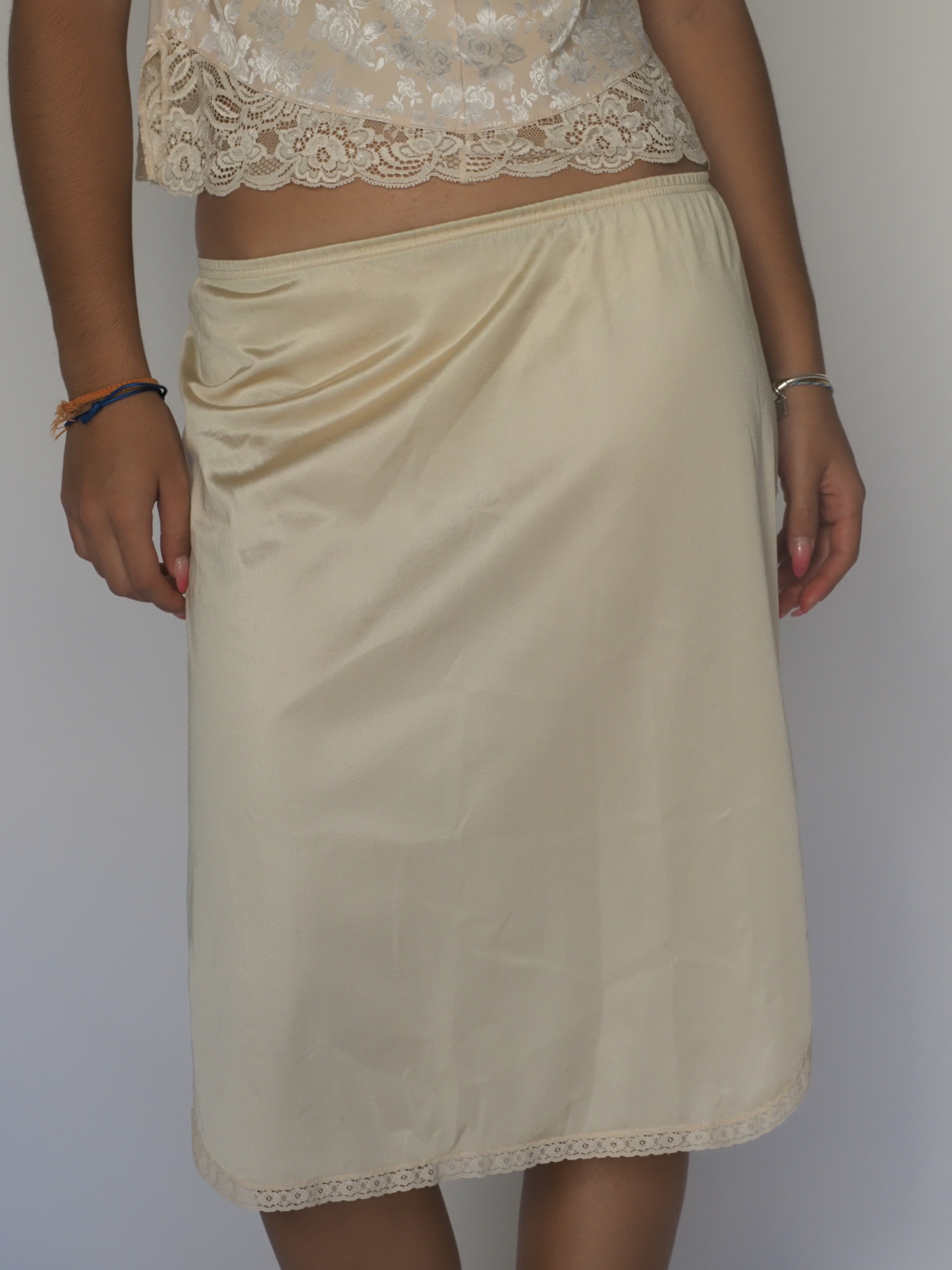 Vintage Cream Half Slip Skirt with Lace Trim – Vanity Fair