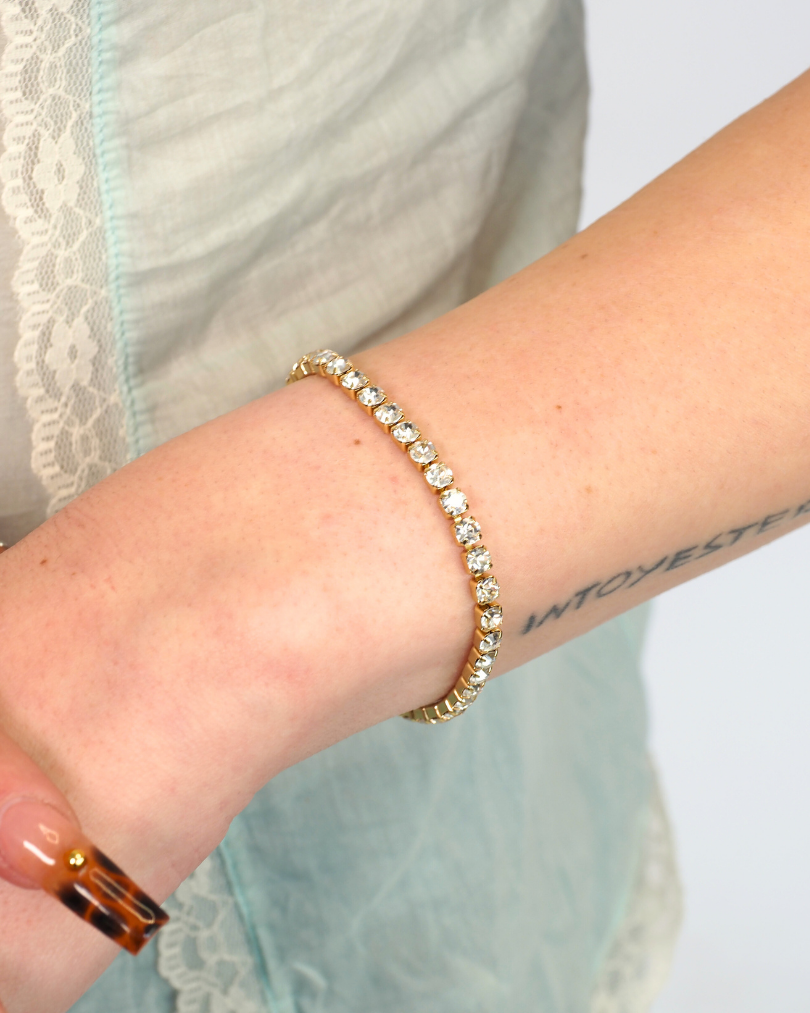 The Rosmerta Bracelet in Gold