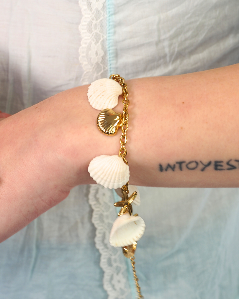 The Solara Bracelet in Gold