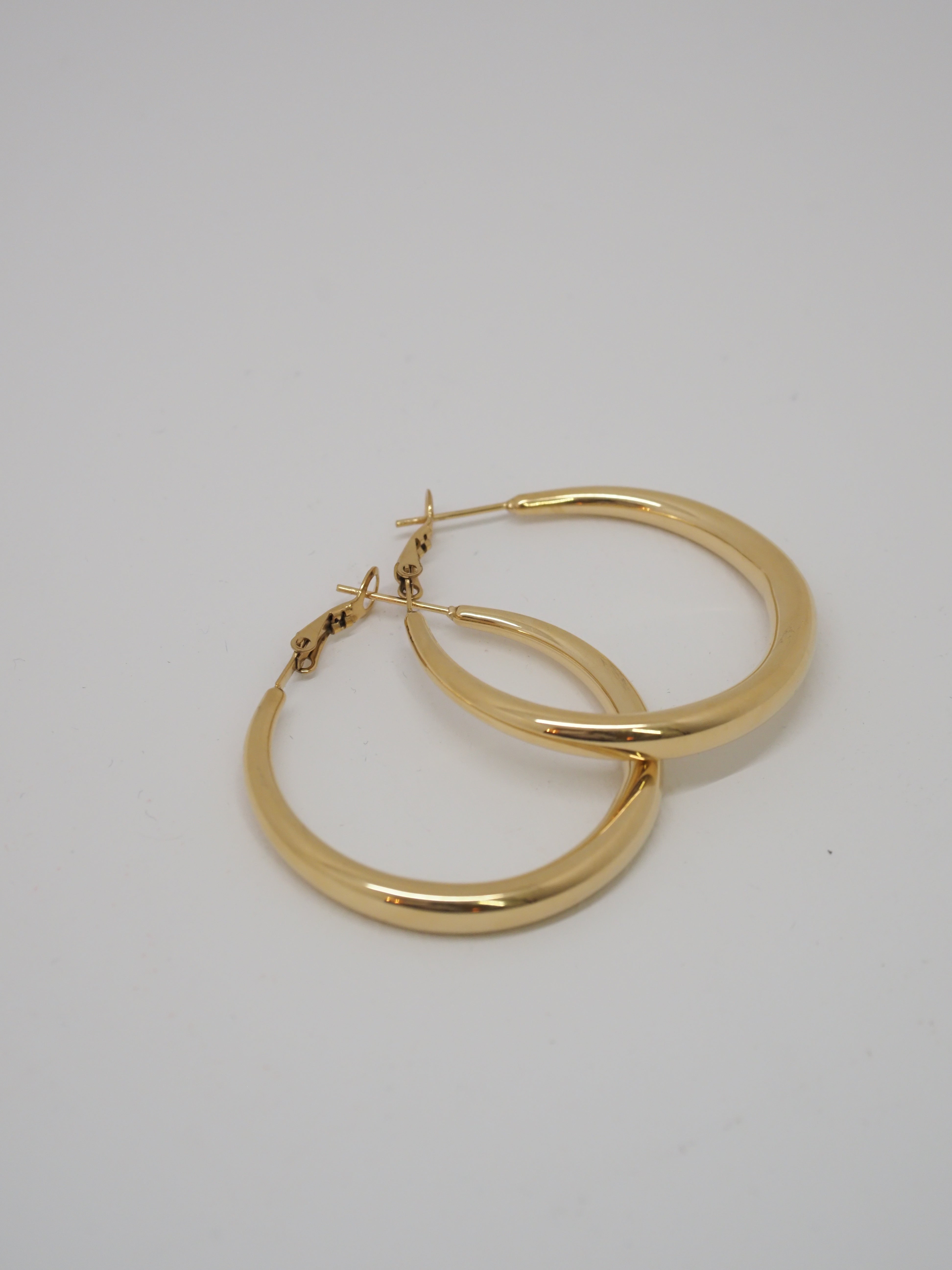 Orvexa Gold Hoop Earrings