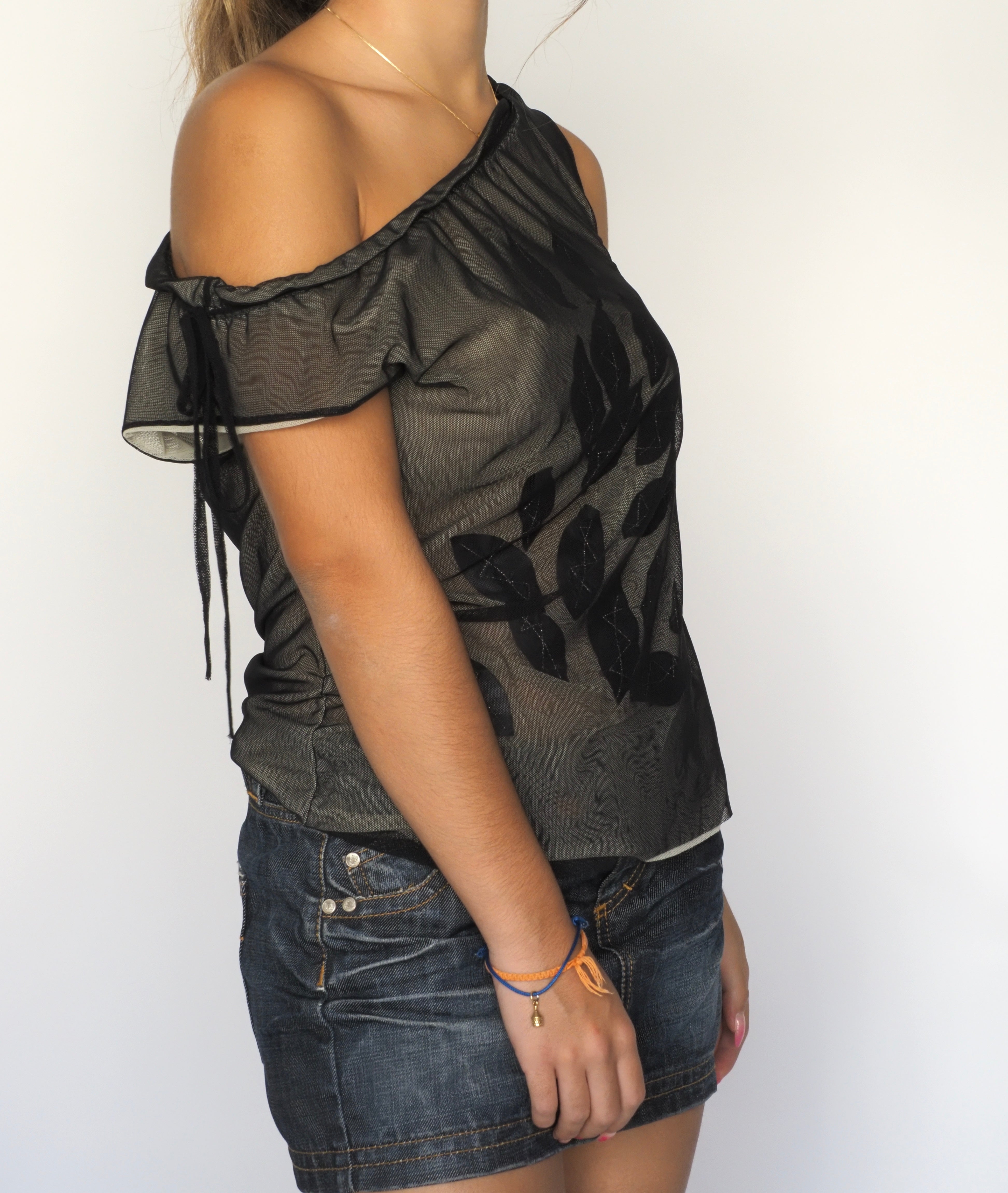 Black Sheer One-Shoulder Leaf Appliqué Top – Adolfo Dominguez