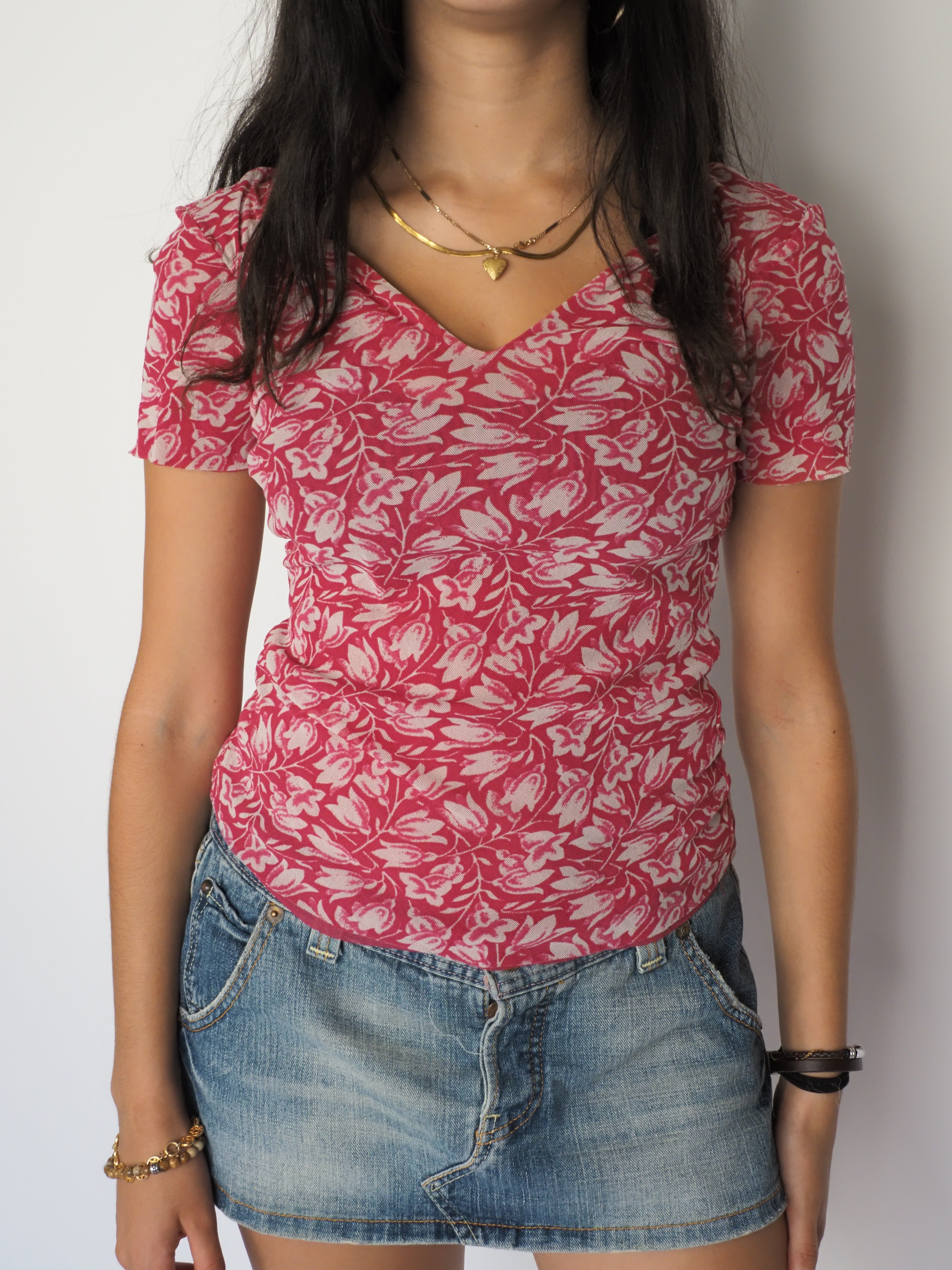 Vintage Fuchsia Mesh Floral V-Neck Top – Marella
