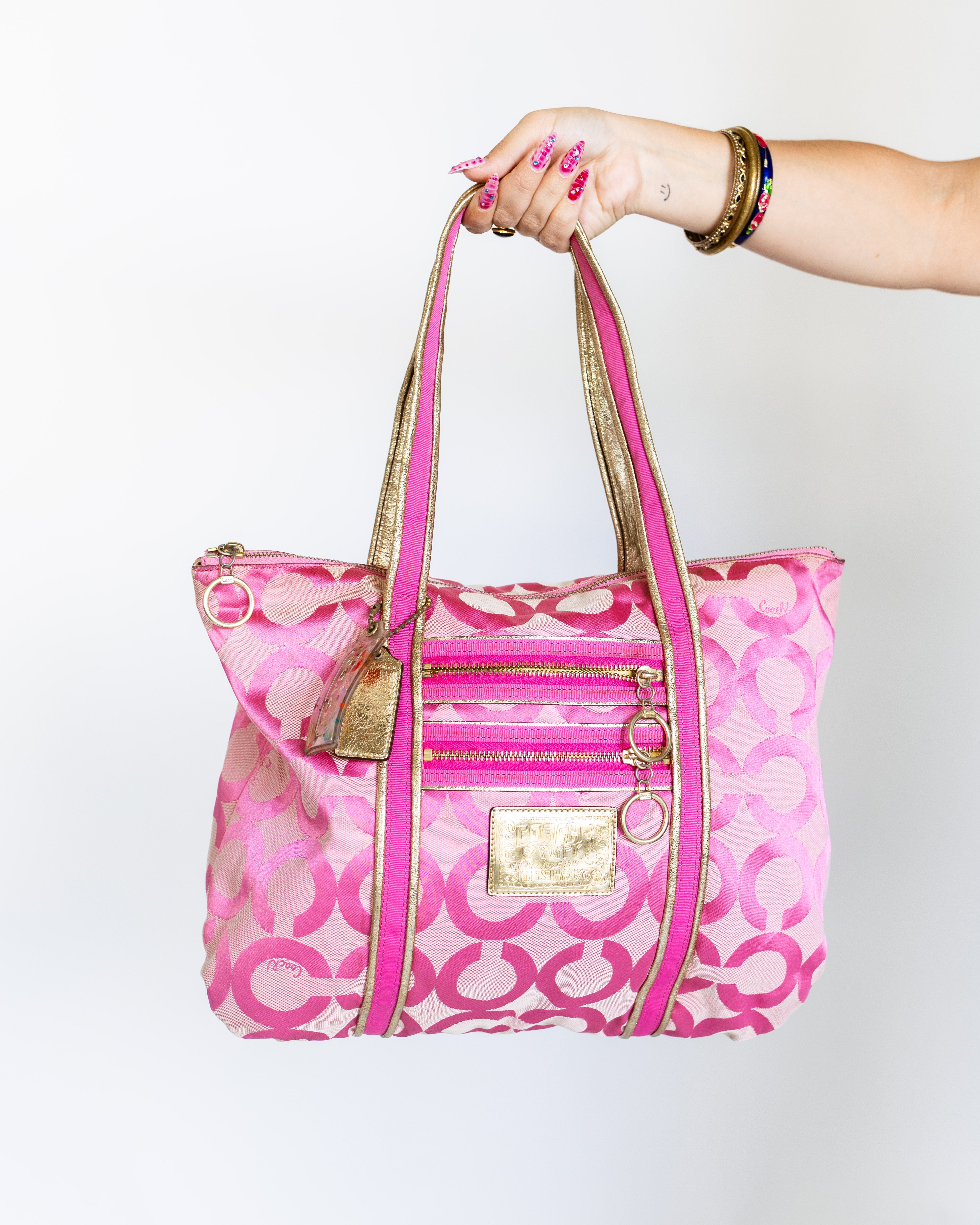Pink Op Art Poppy Pocket Tote – Coach