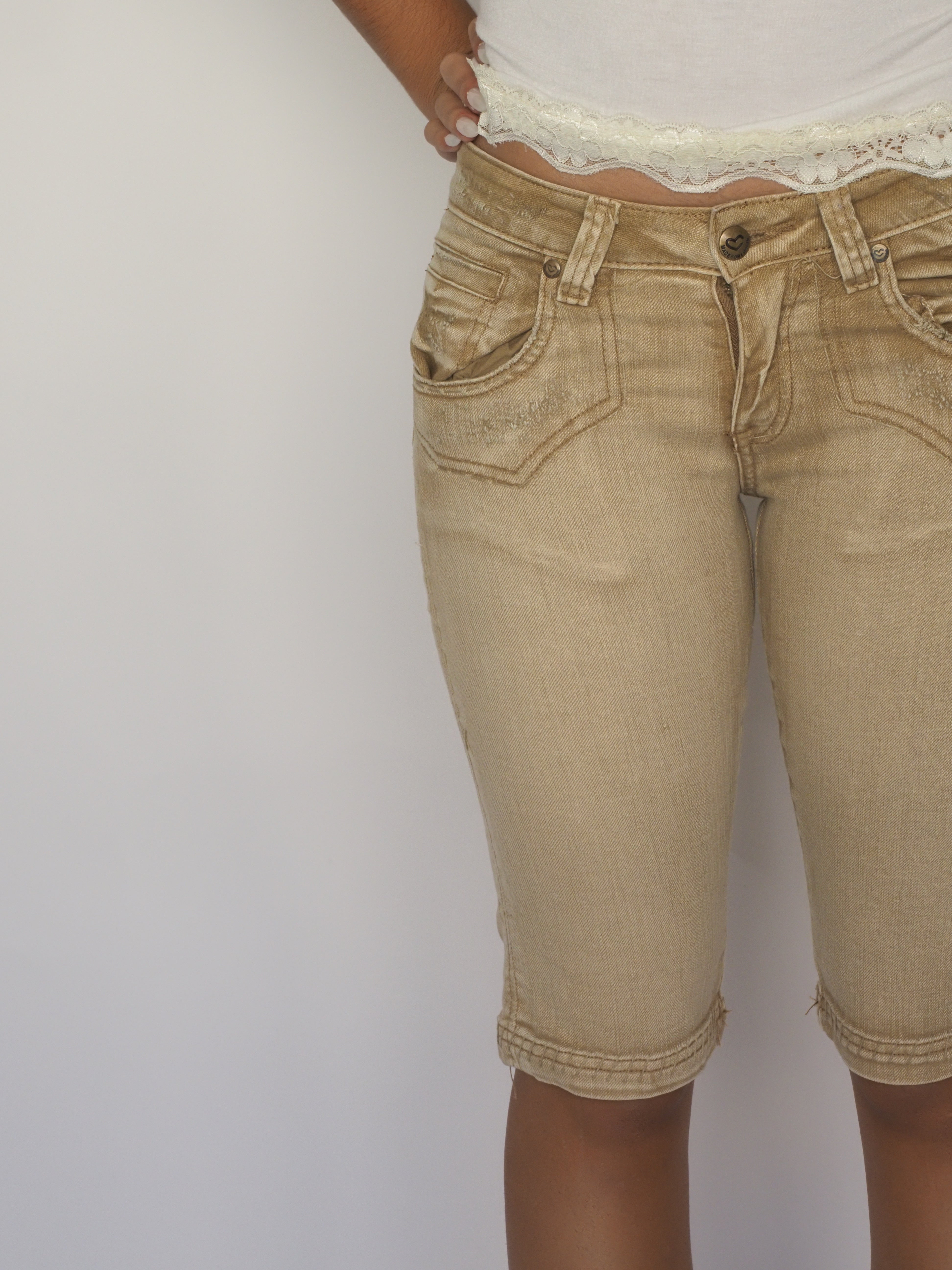 Beige Denim Knee-Length Shorts – Made for Loving