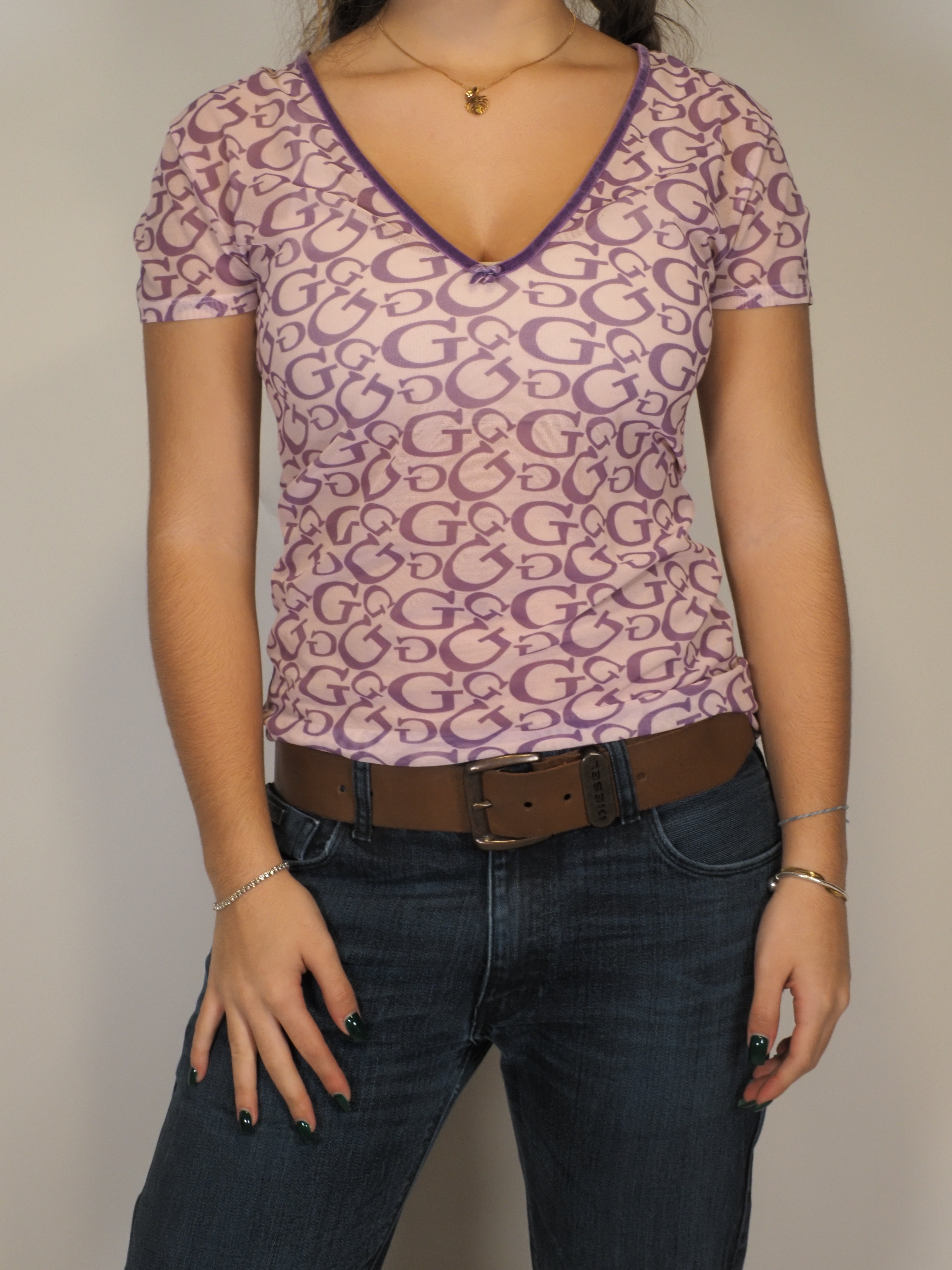 Guess Purple Logo Print V-Neck Y2K Tee