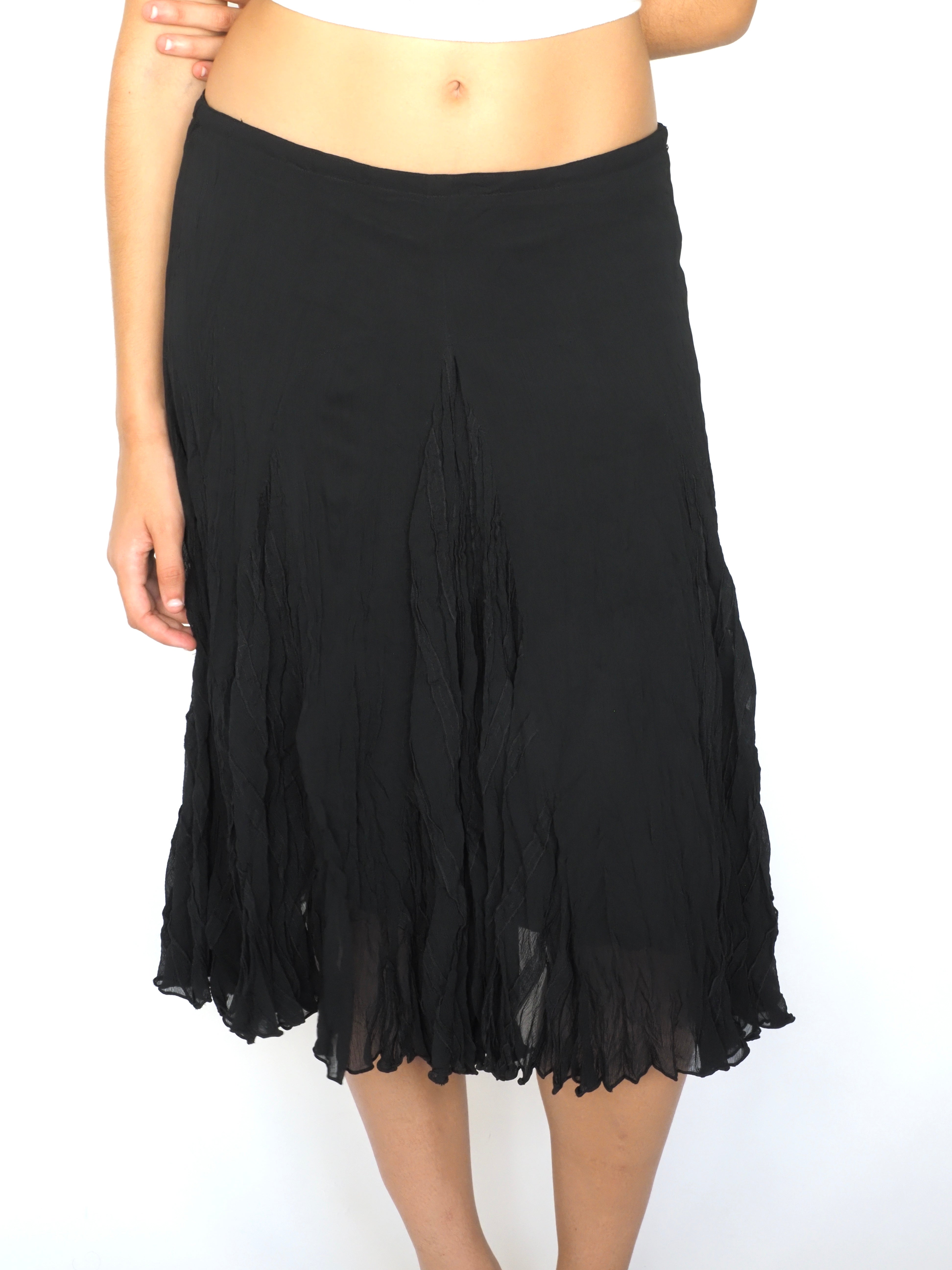 Black Crinkled Midi Skirt – Think Chic