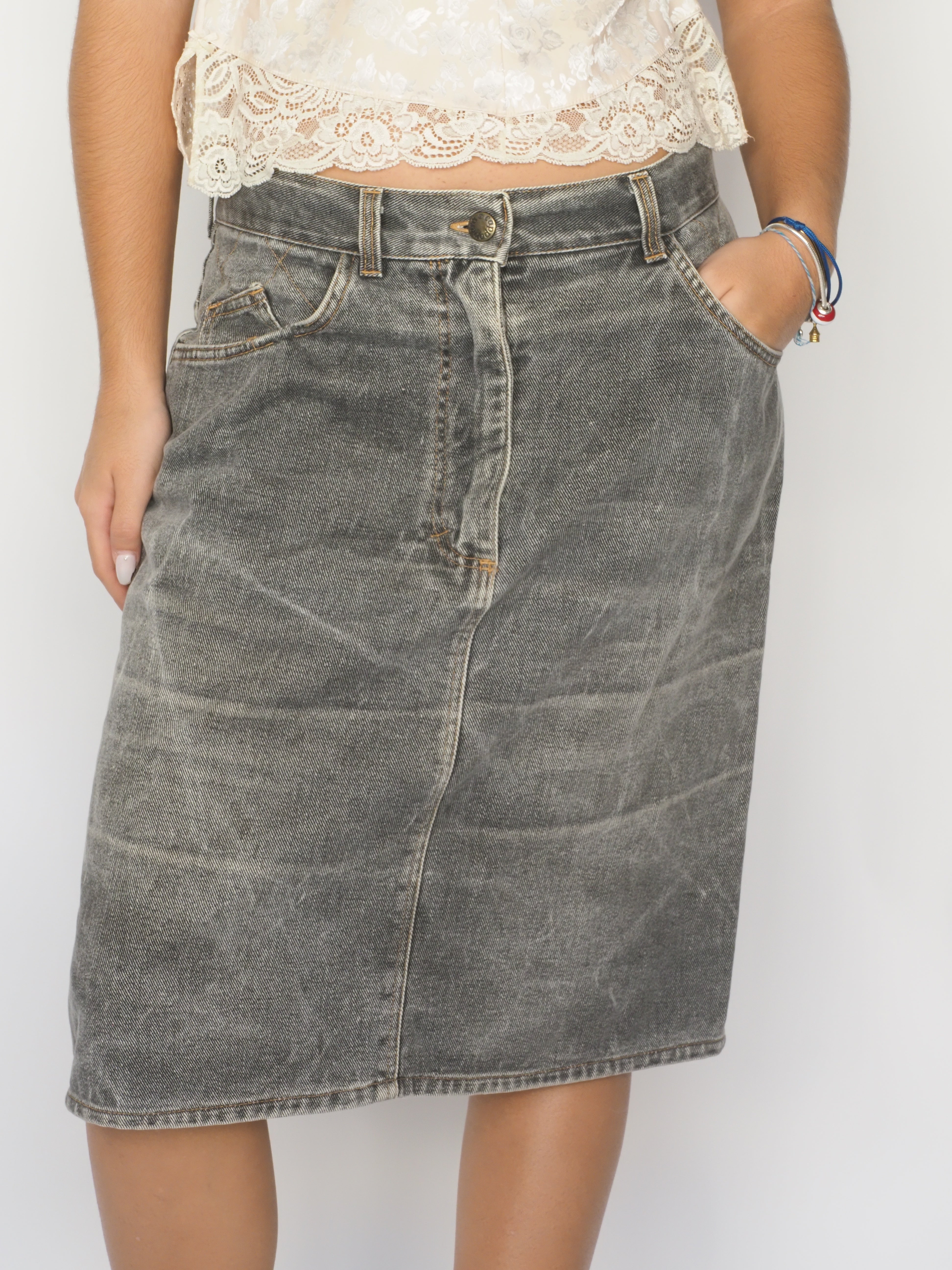 Washed Denim Midi Skirt with Back Vent – Capoppera