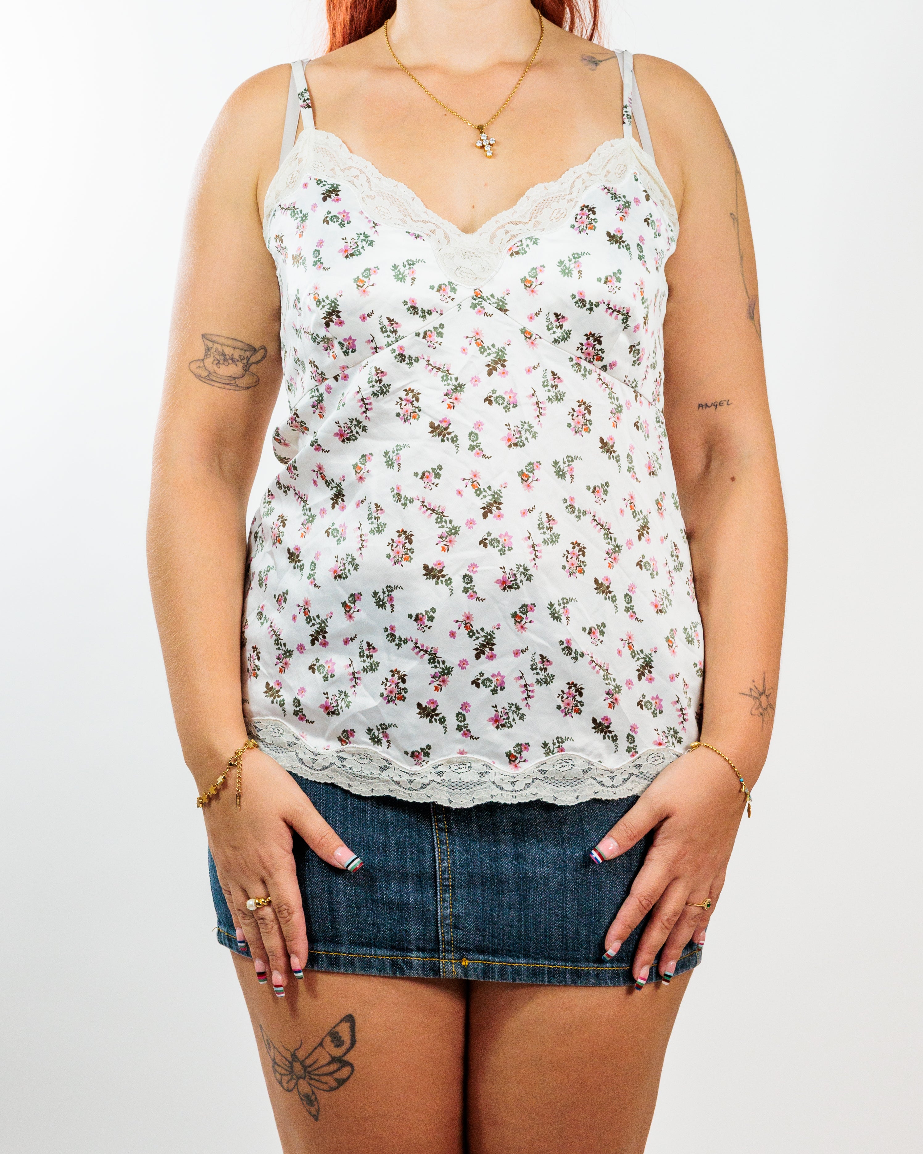 Y2K White Ditsy Floral Lace Trim Camisole Top