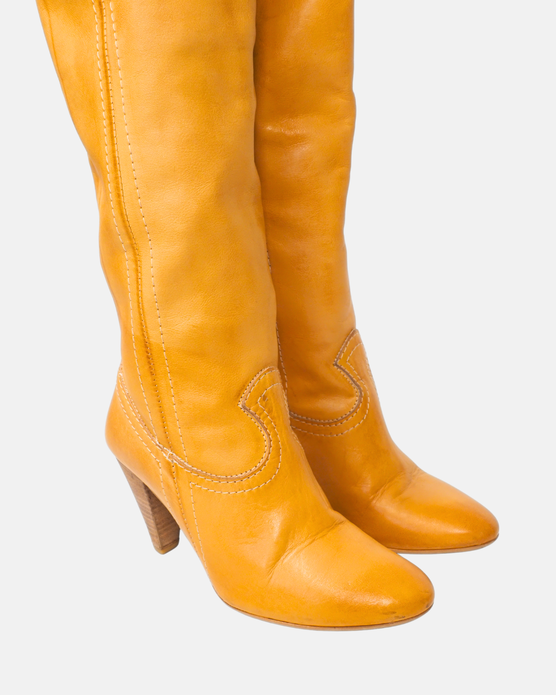 I love Italy yellow boots