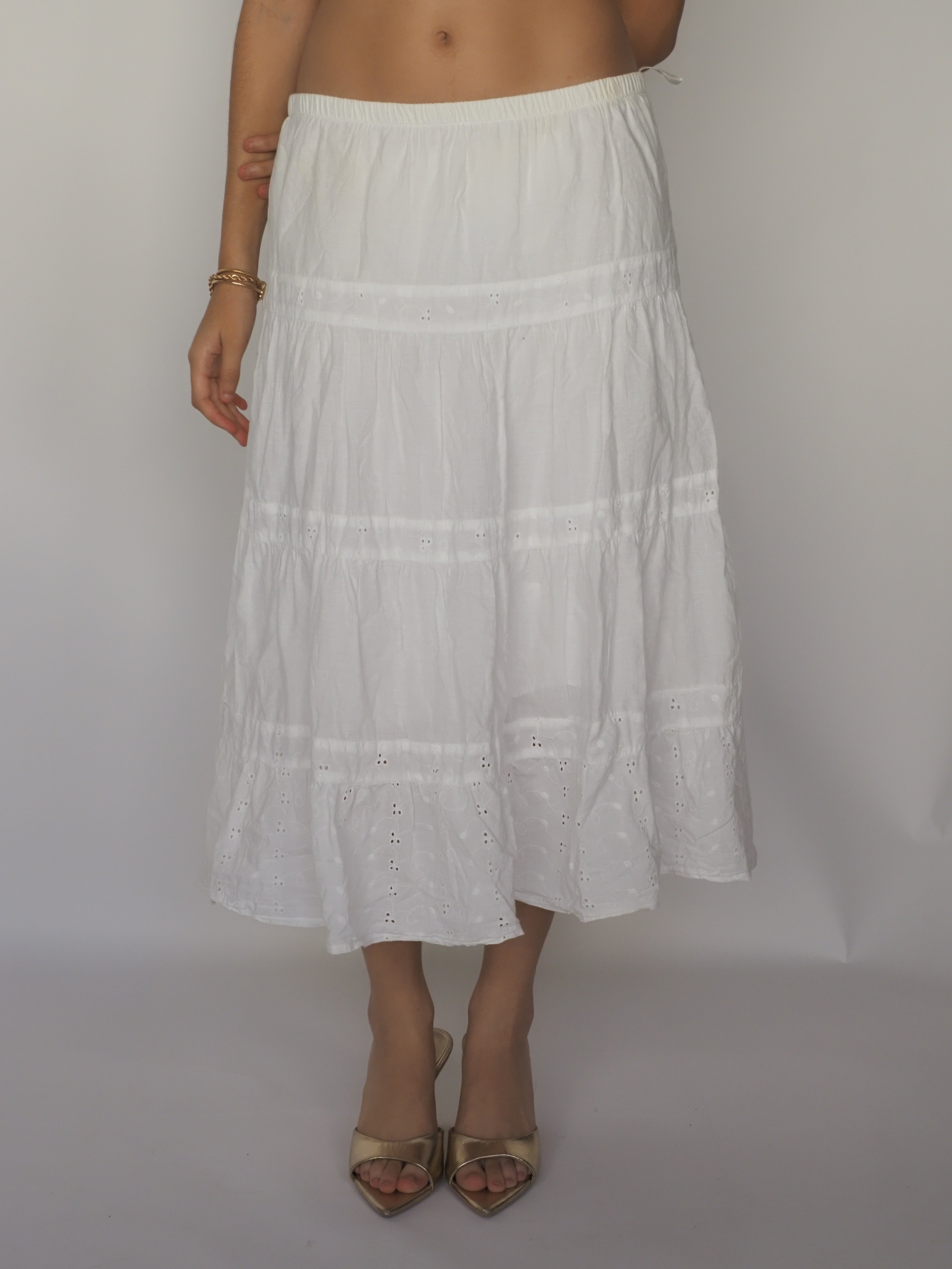 White Broderie Anglaise Tiered Maxi Skirt – Yessica