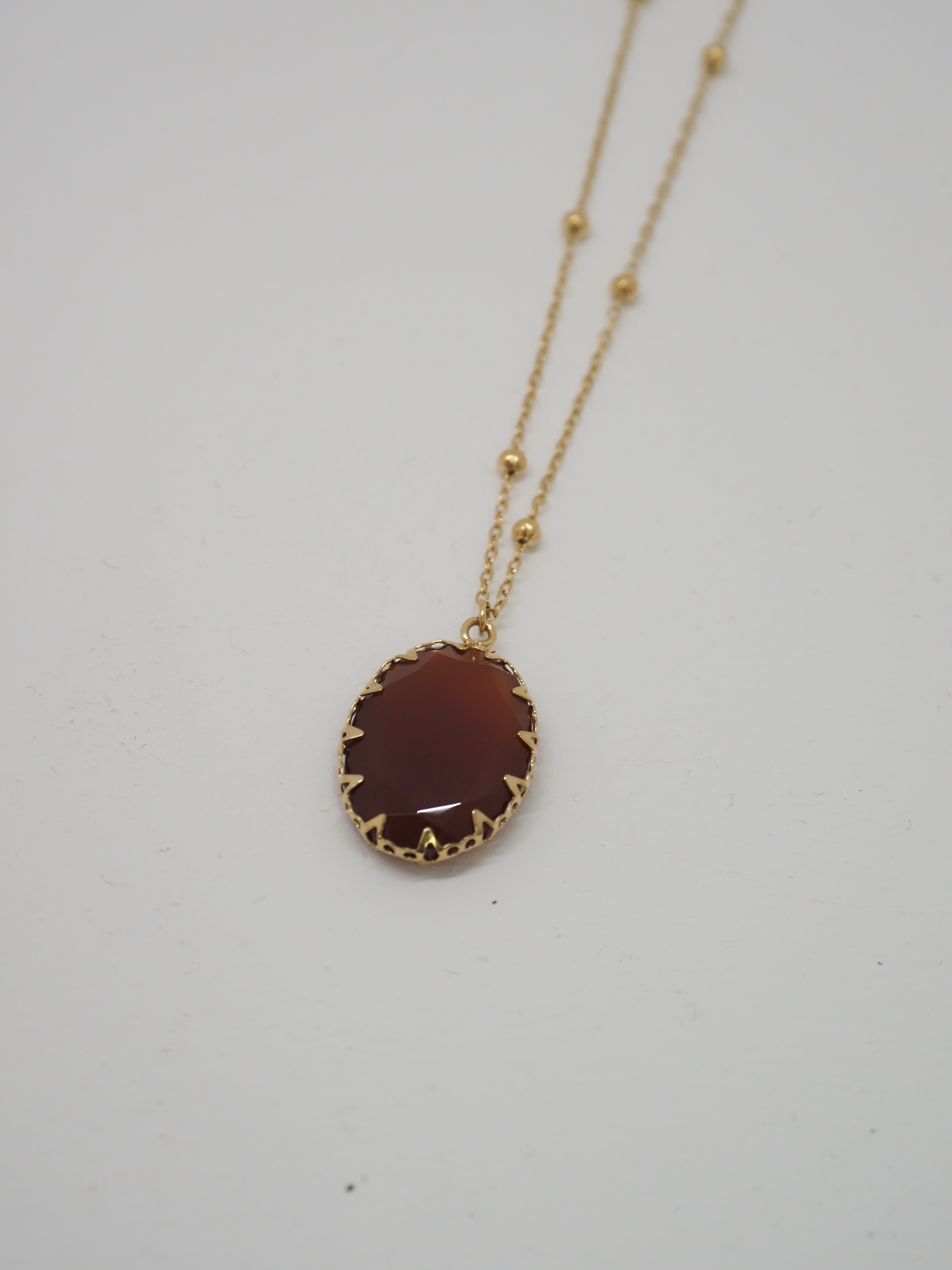 Morvella Amber Pendant Necklace