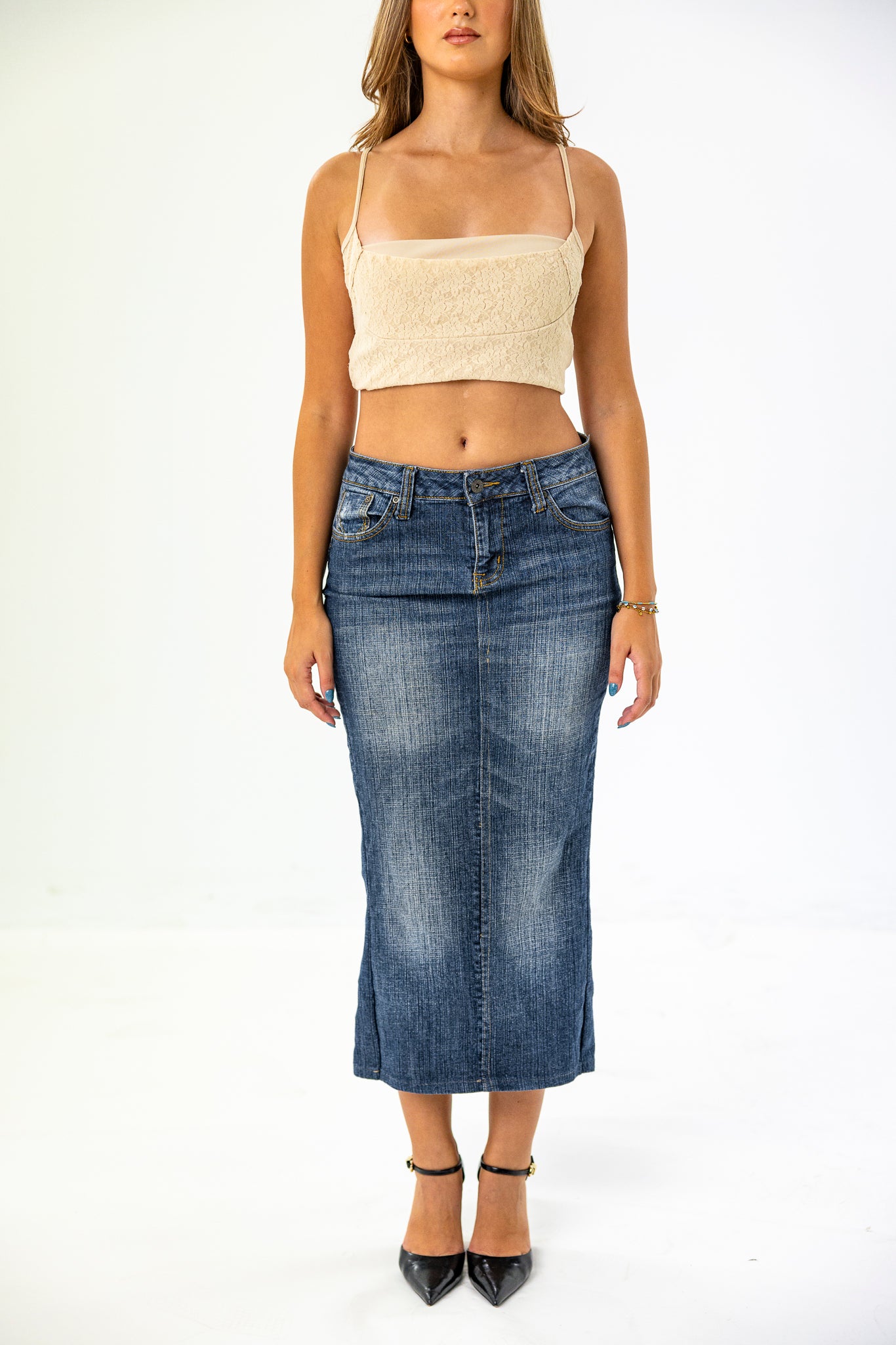 Figure-Hugging Dark-Wash Denim Maxi-Skirt