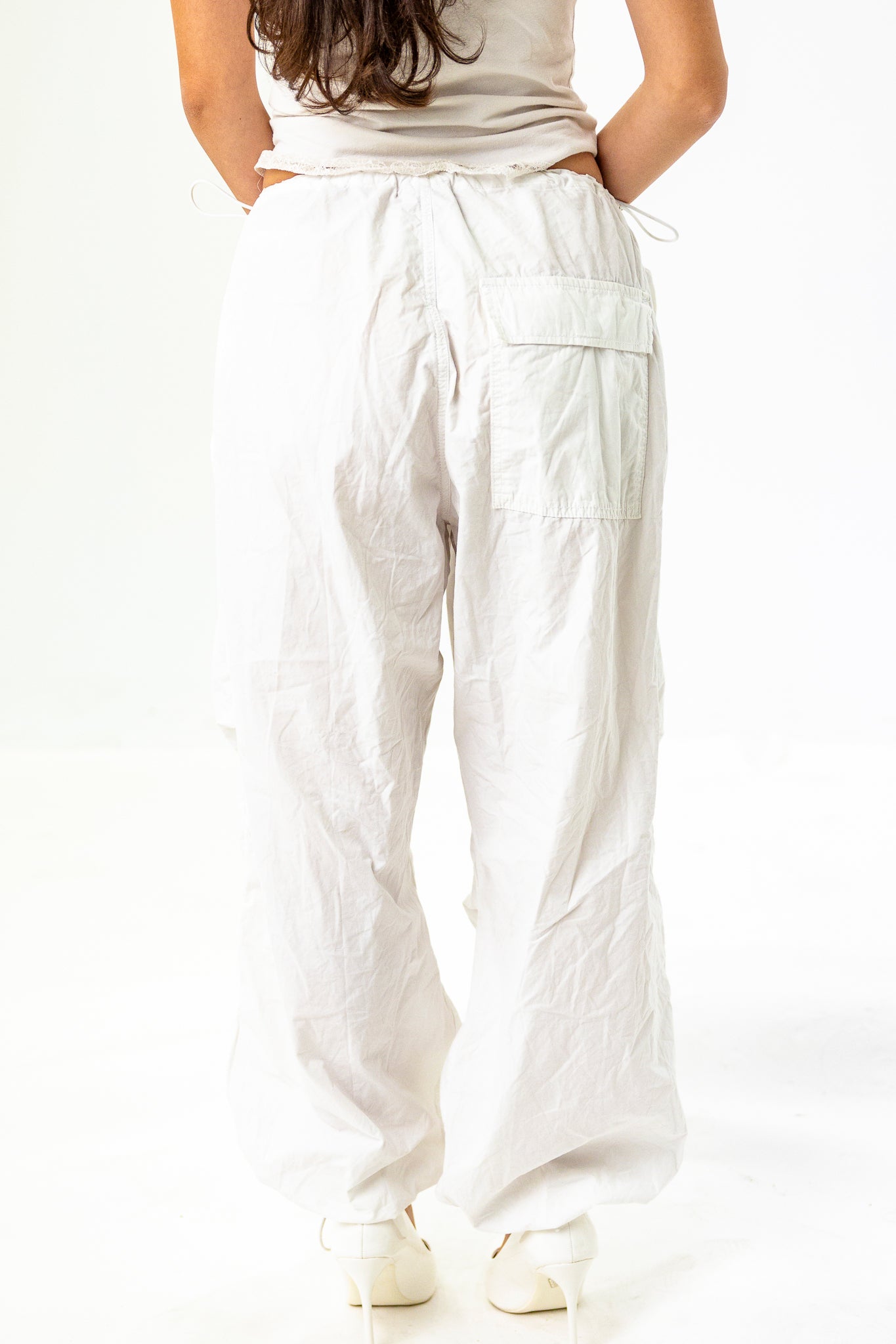 Low-Waisted Parachute Pants in White